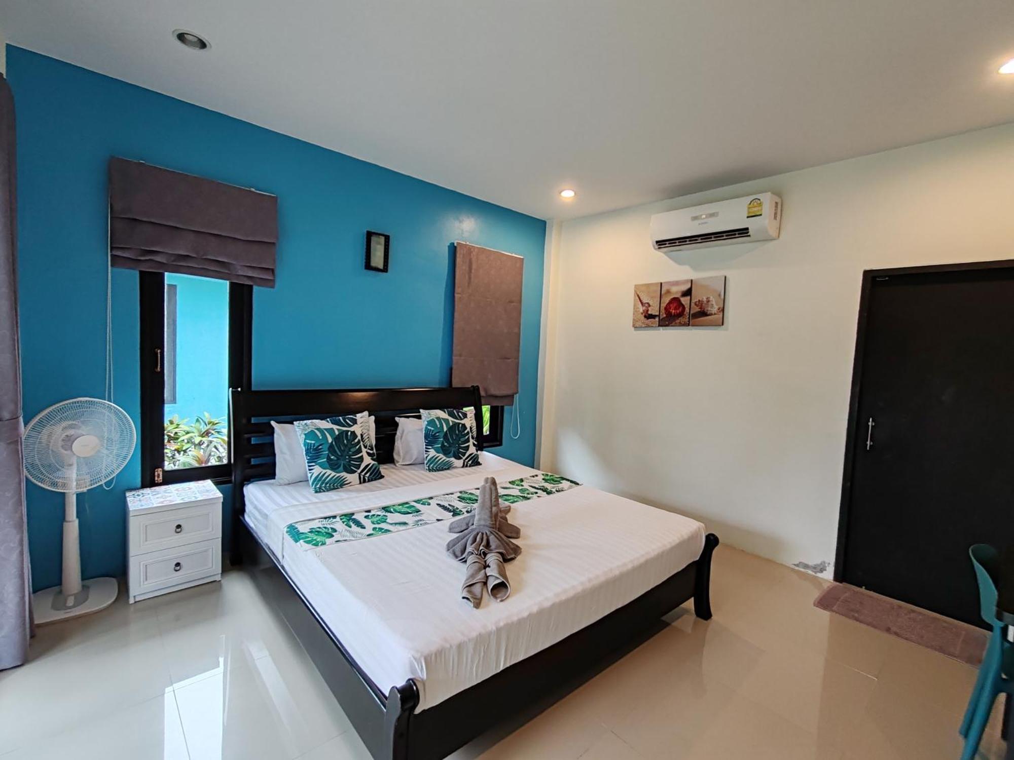 Standard King Room