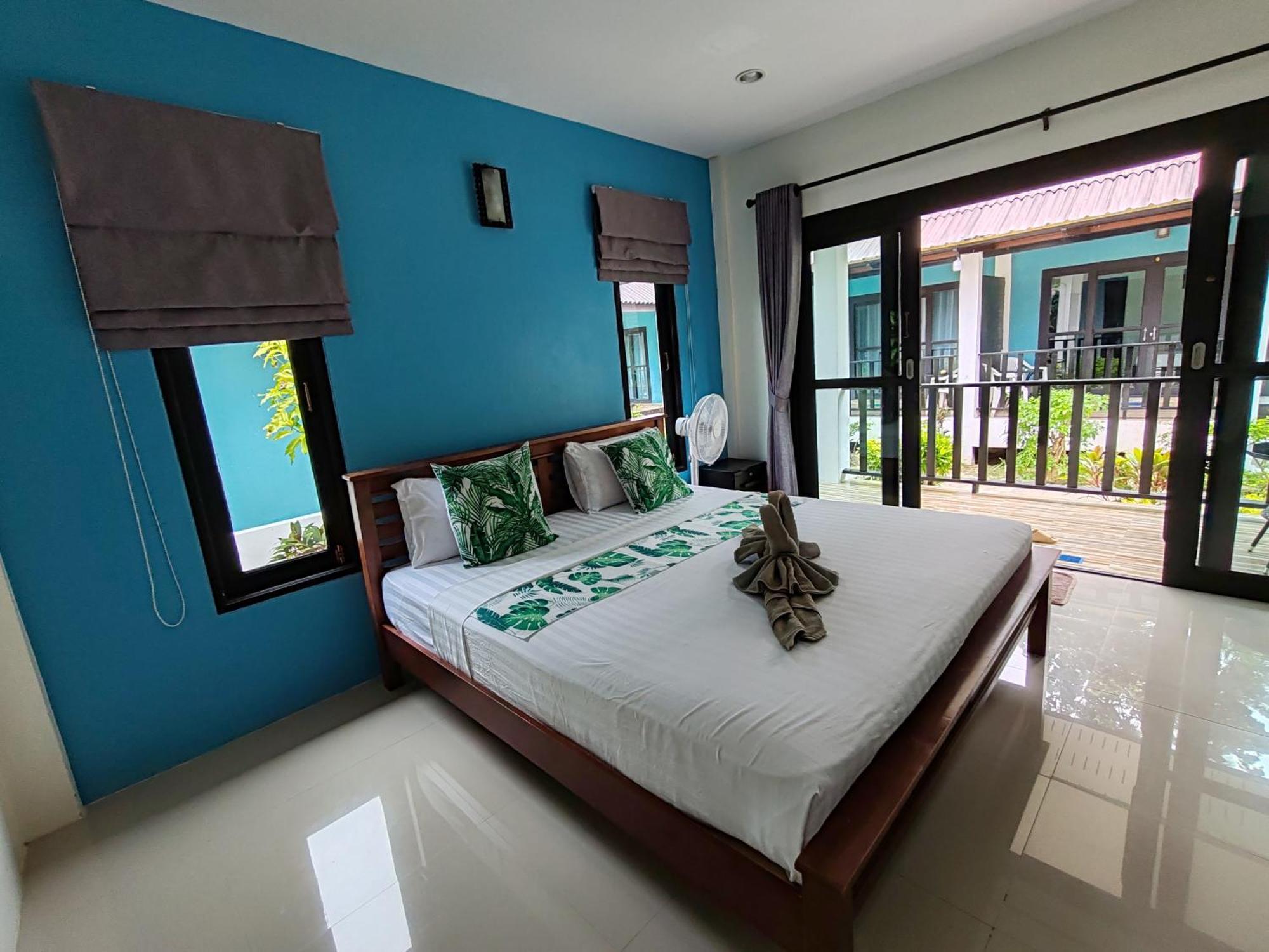 Standard King Room