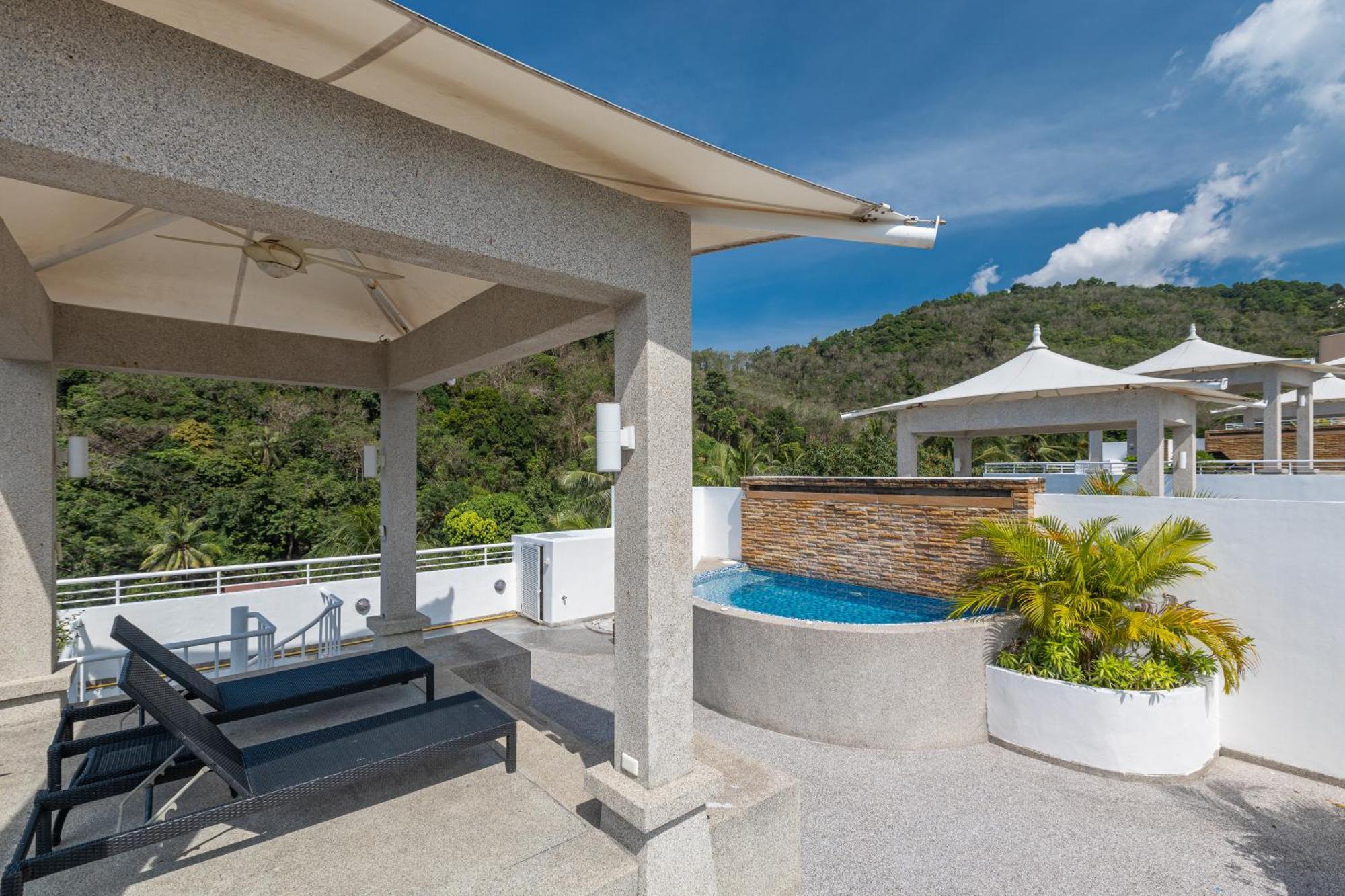 1 Bedroom Penthouse Suite Rooftop Jacuzzi