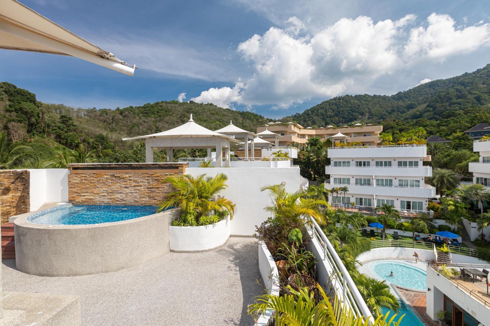 1 Bedroom Penthouse Suite Rooftop Jacuzzi