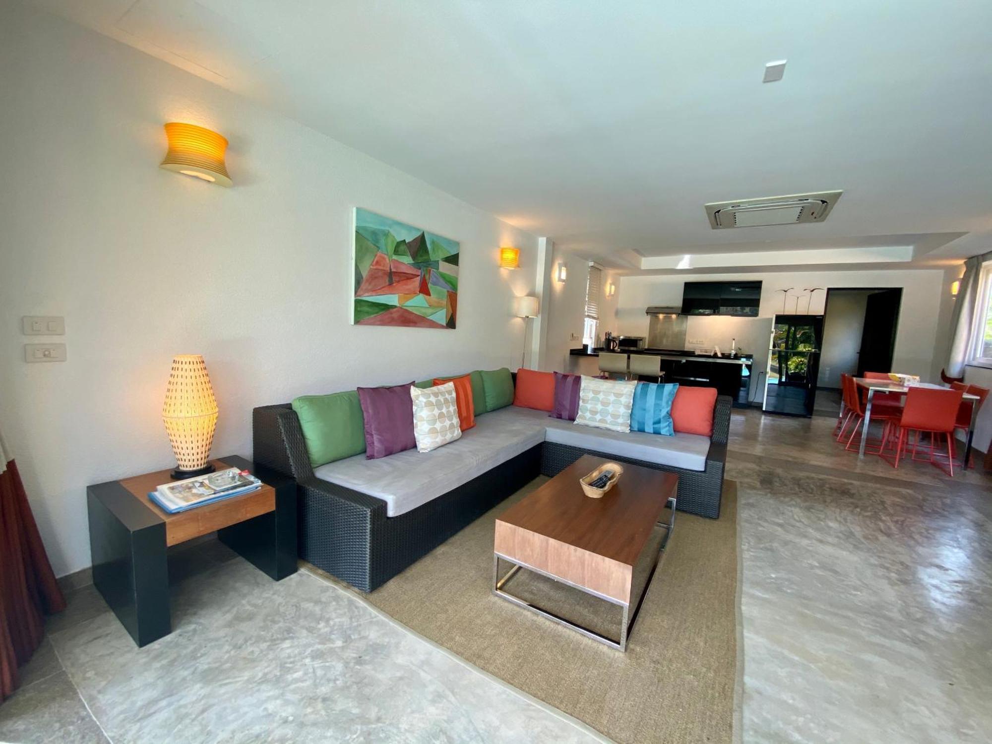 Deluxe Three-Bedroom Villa Private Pool