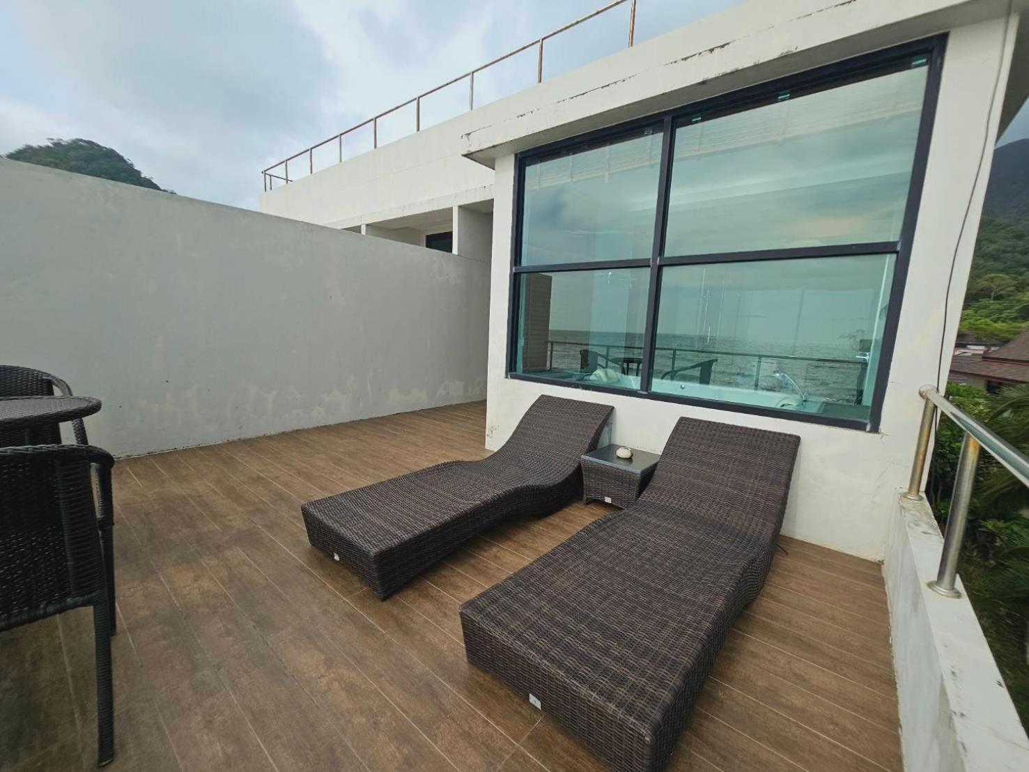 Jacuzzi Sea View