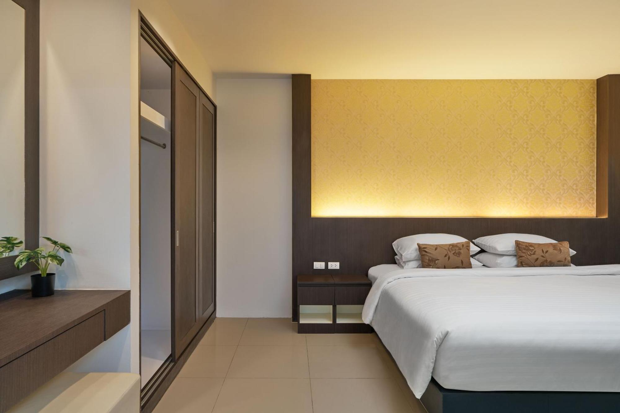One-Bedroom Suite