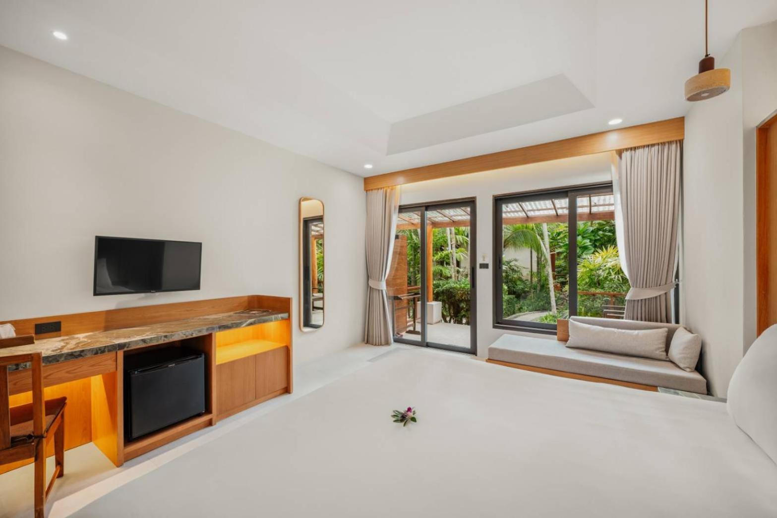 Executive Room