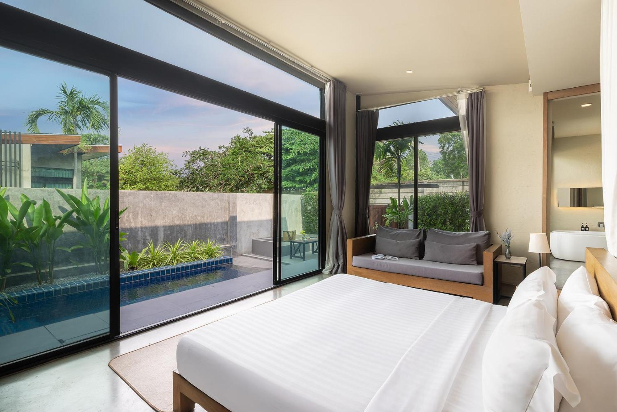 Superior Pool Villa