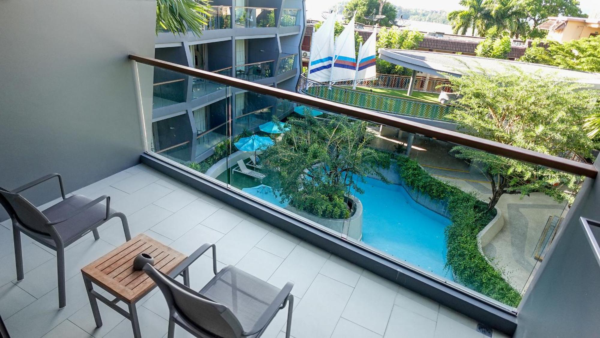 SIS-Double or Twin Stella Pool View