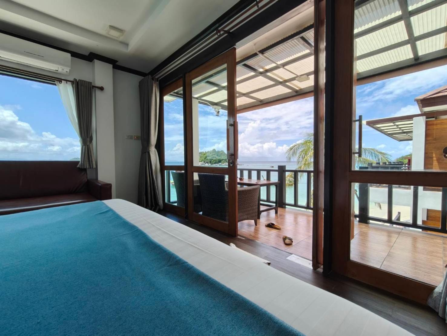 Deluxe Double Room Balcony Sea View