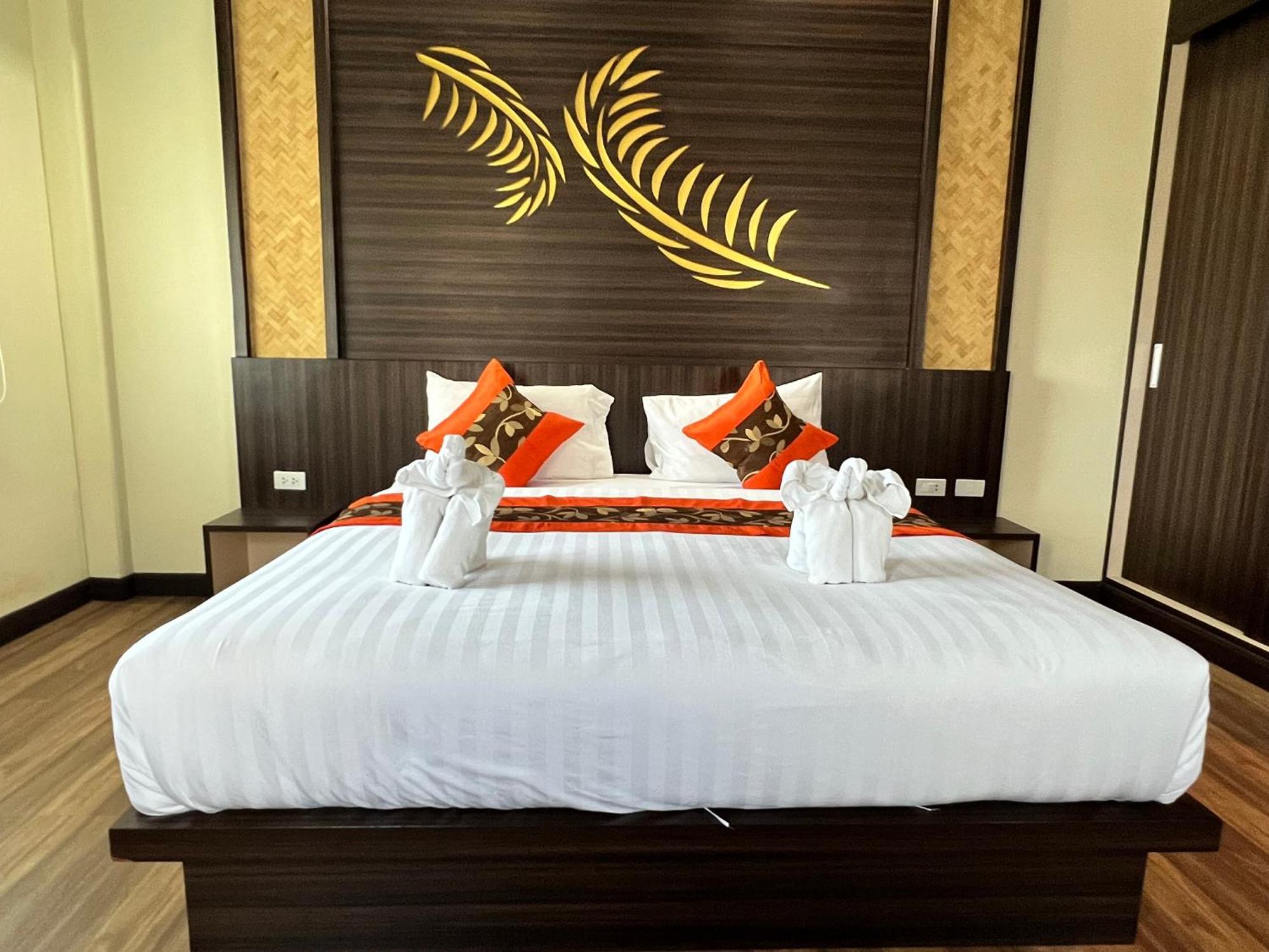 Standard Bungalow King Bed