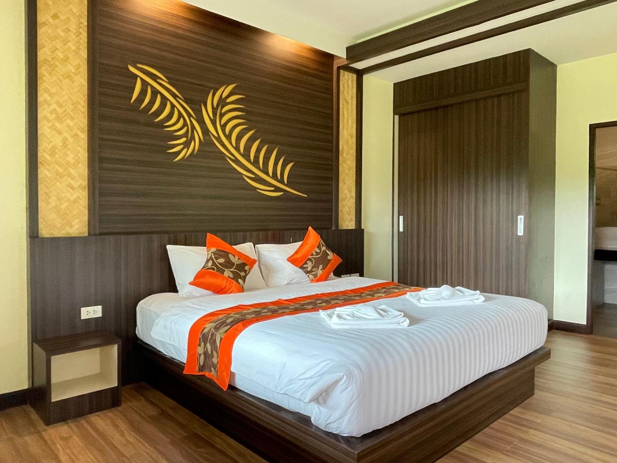 Standard Bungalow King Bed