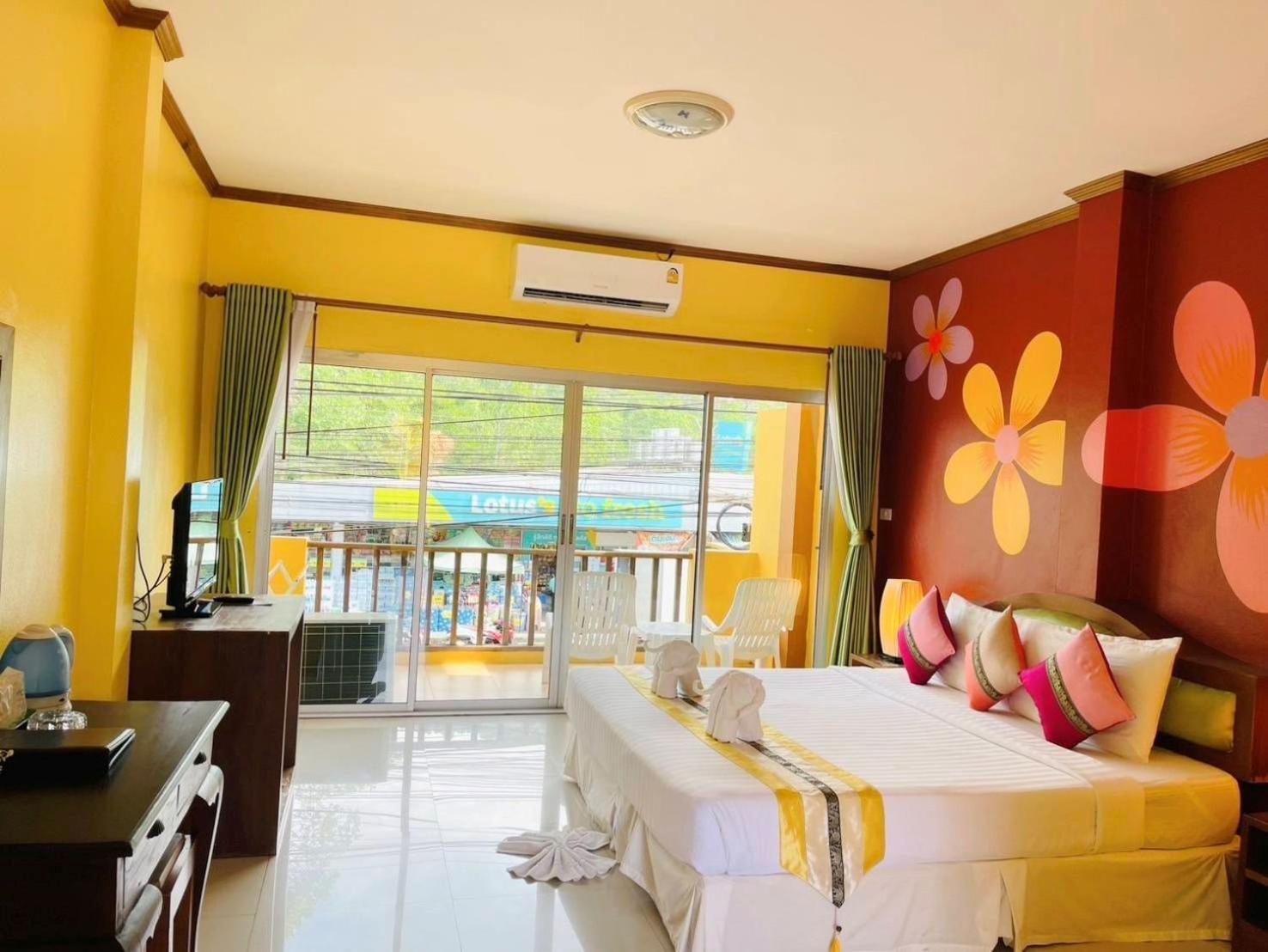 Standard Double Room Street View