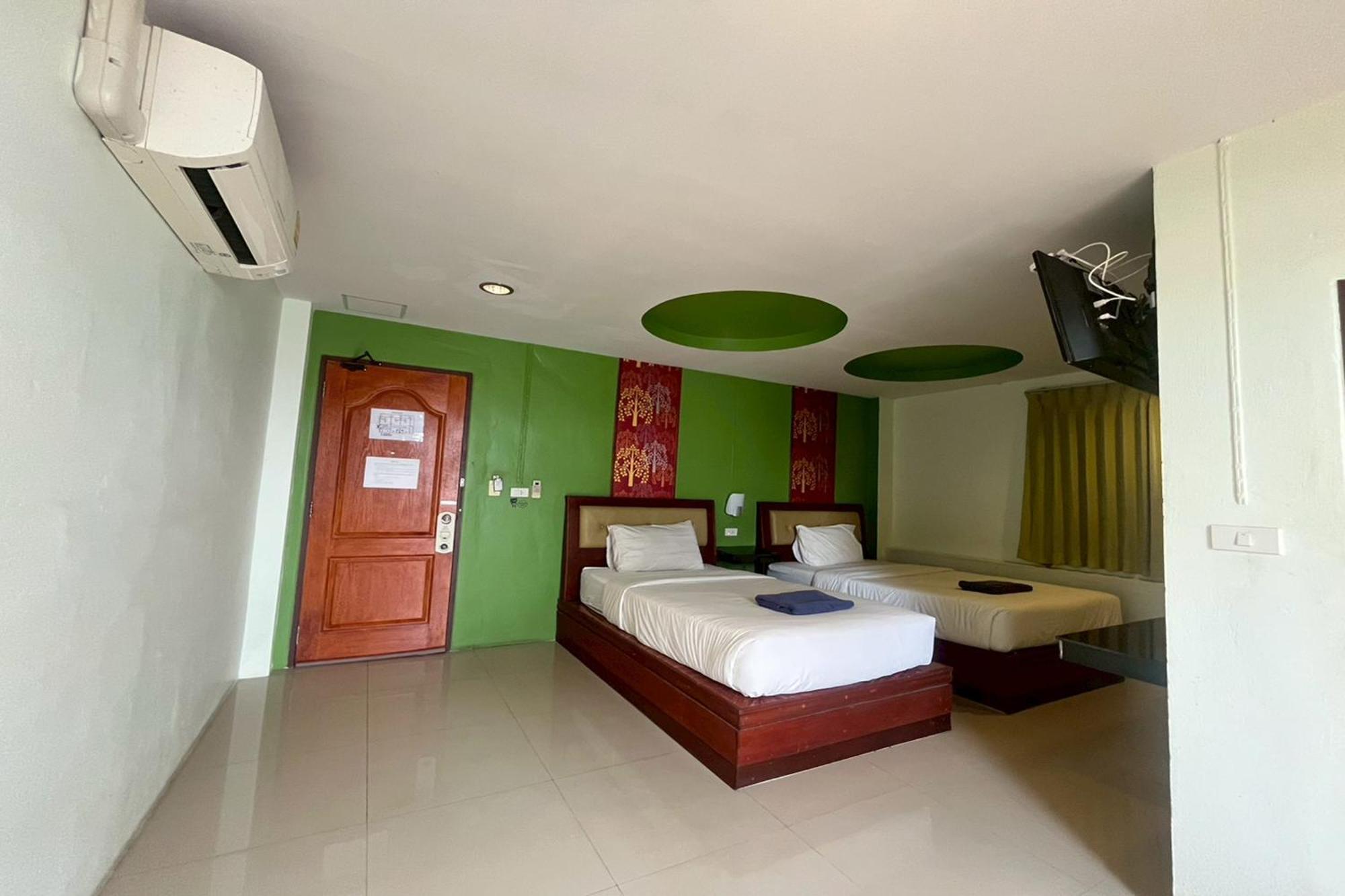 Superior Twin Room City View