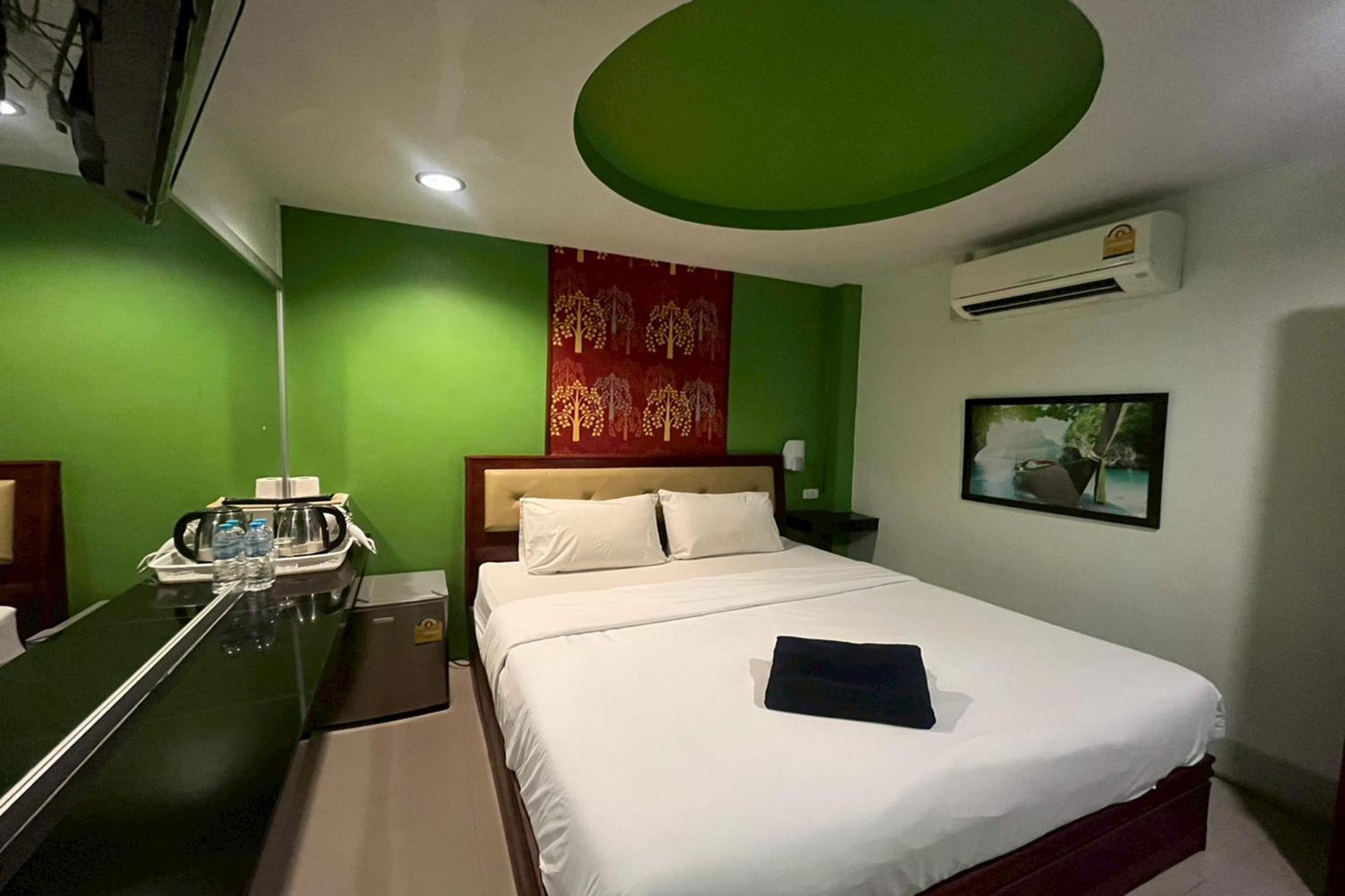 Double Room without window Private Bathroom