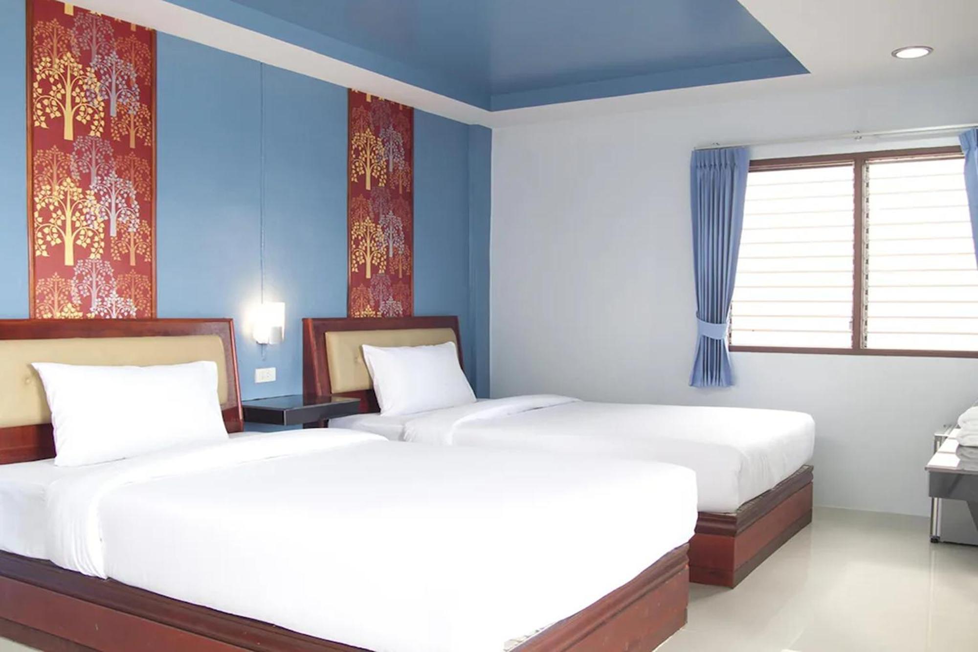 Superior Twin Room City View