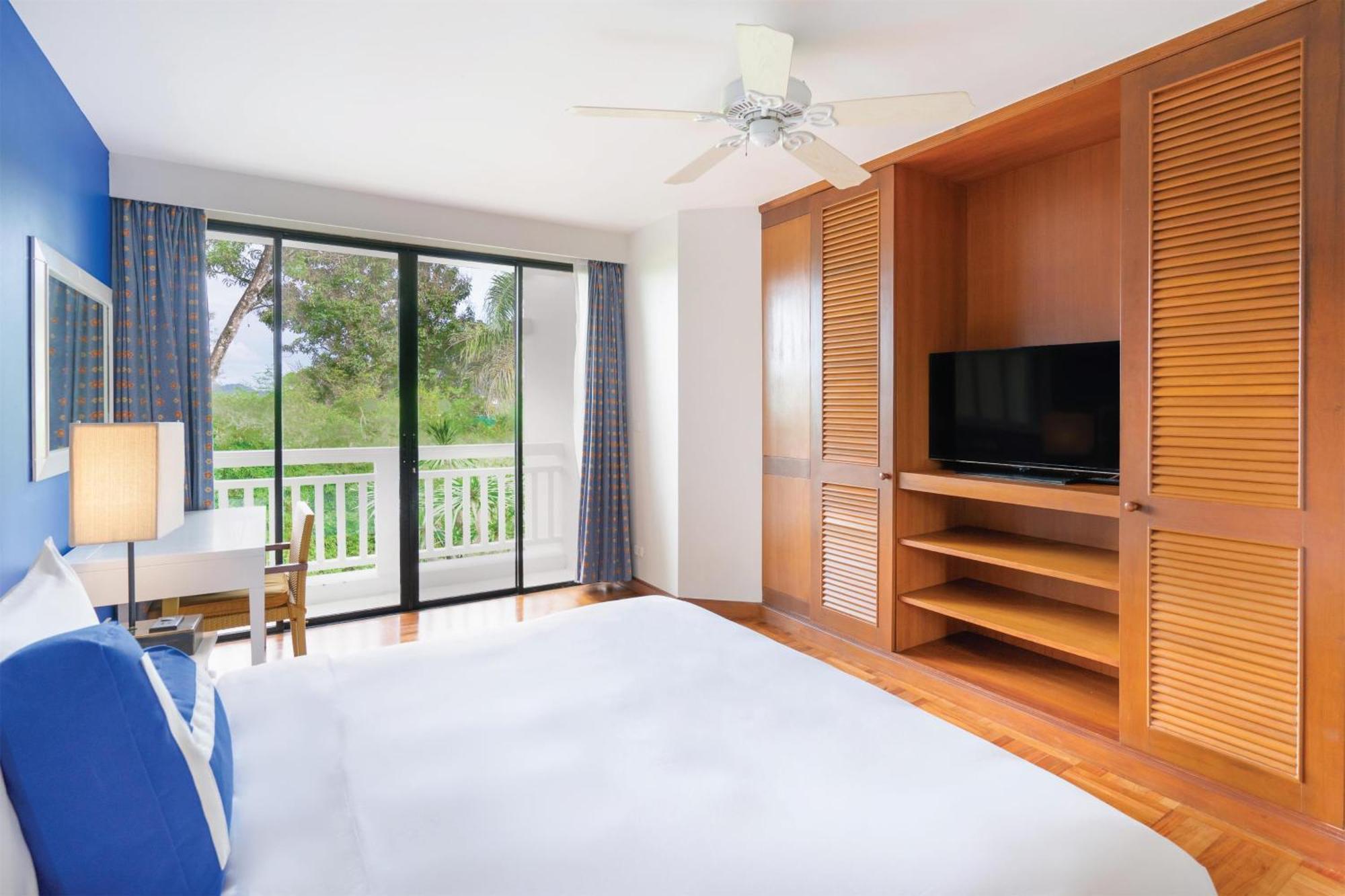 Premier Golf View Suite King