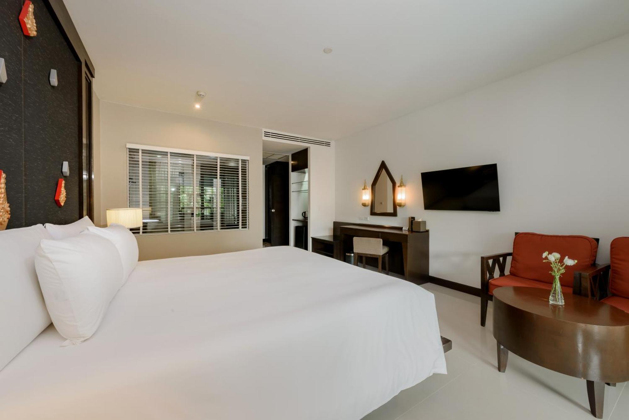 King Room Pool View,1695323809:JPEG