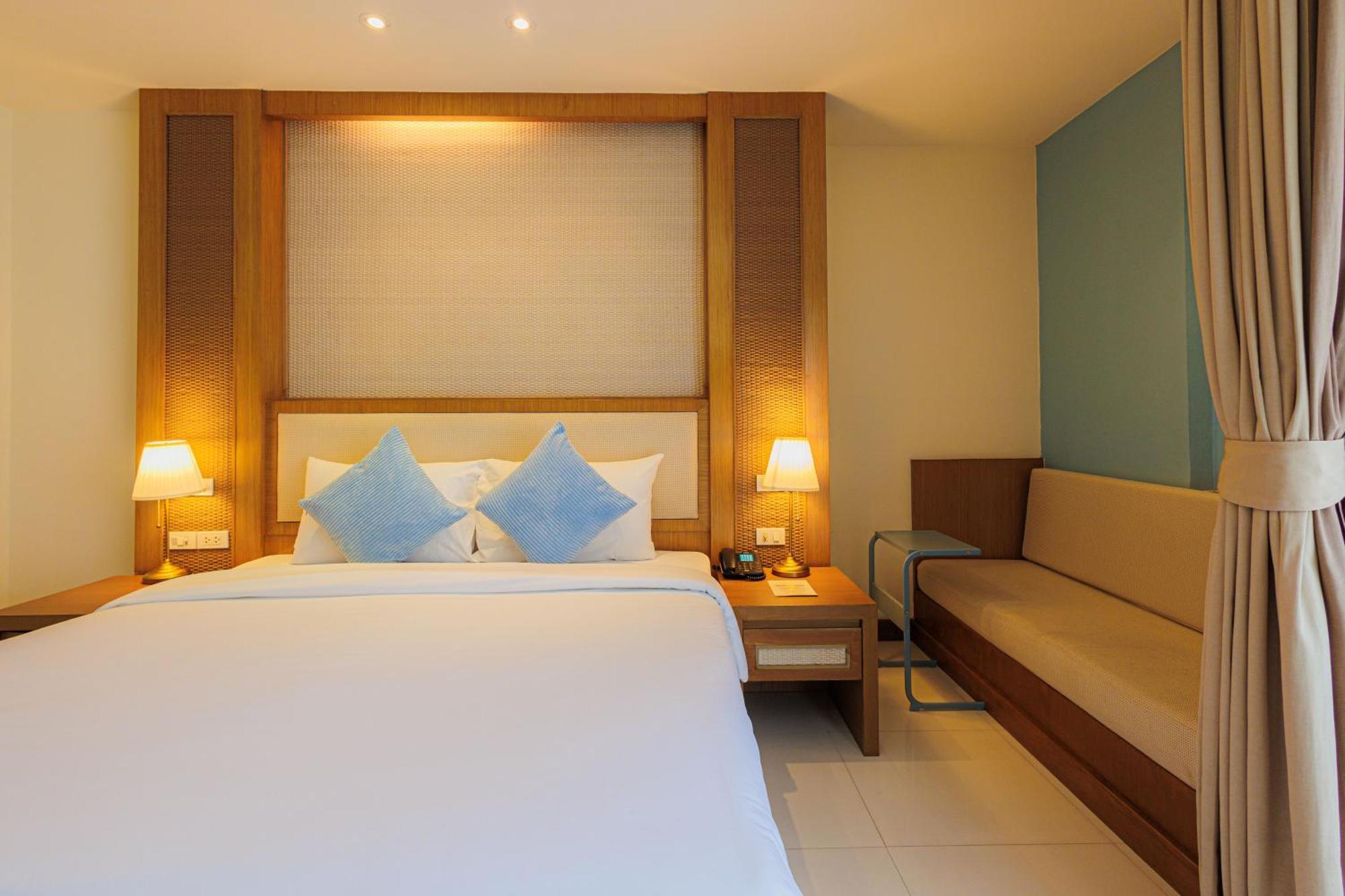 Superior King Room