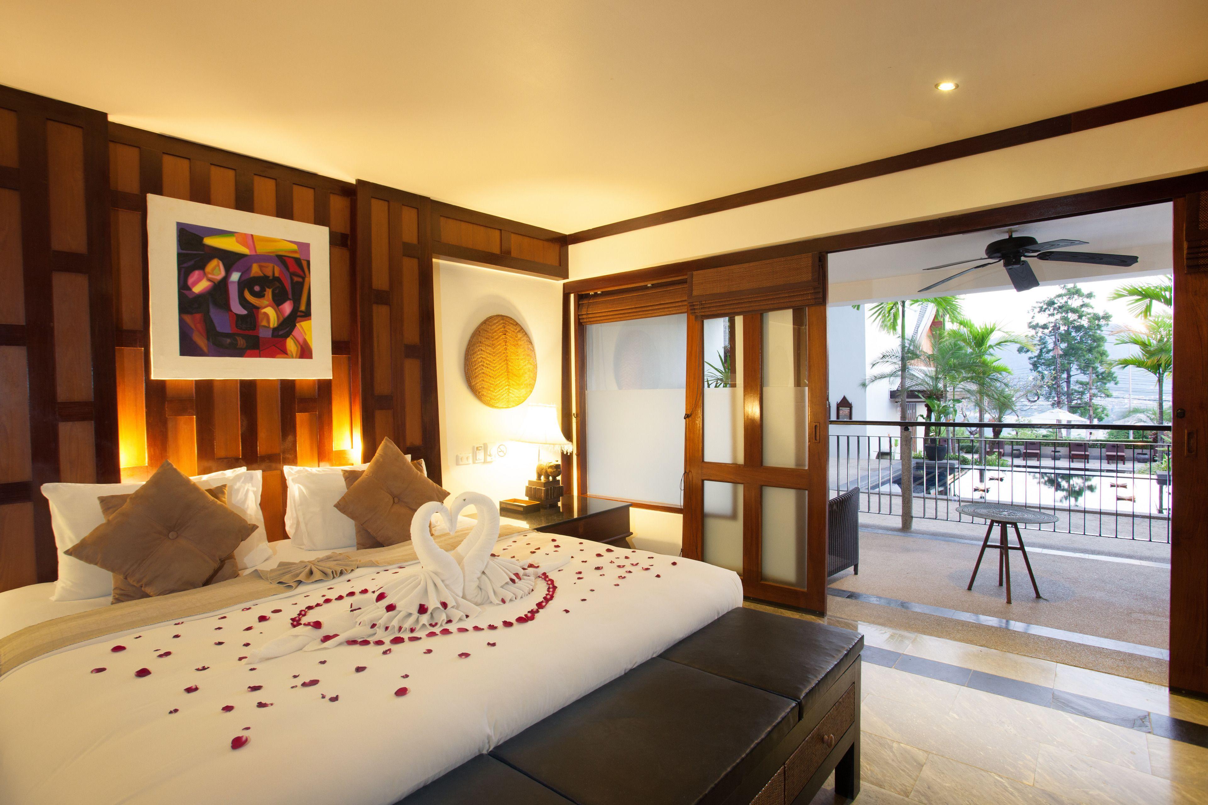 Deluxe Double or Twin Room Pool Access
