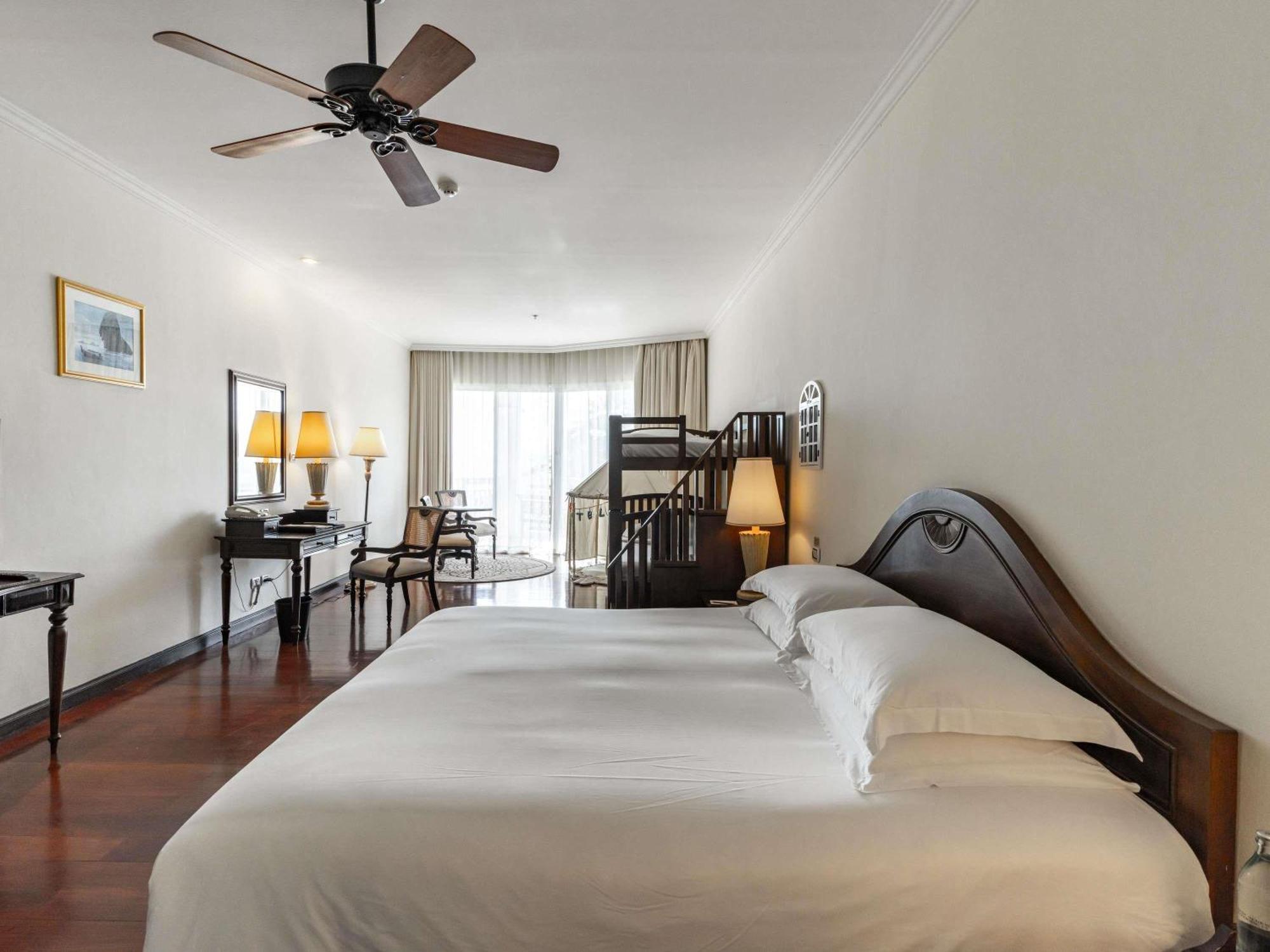 Habitación Familiar con balcón privado
