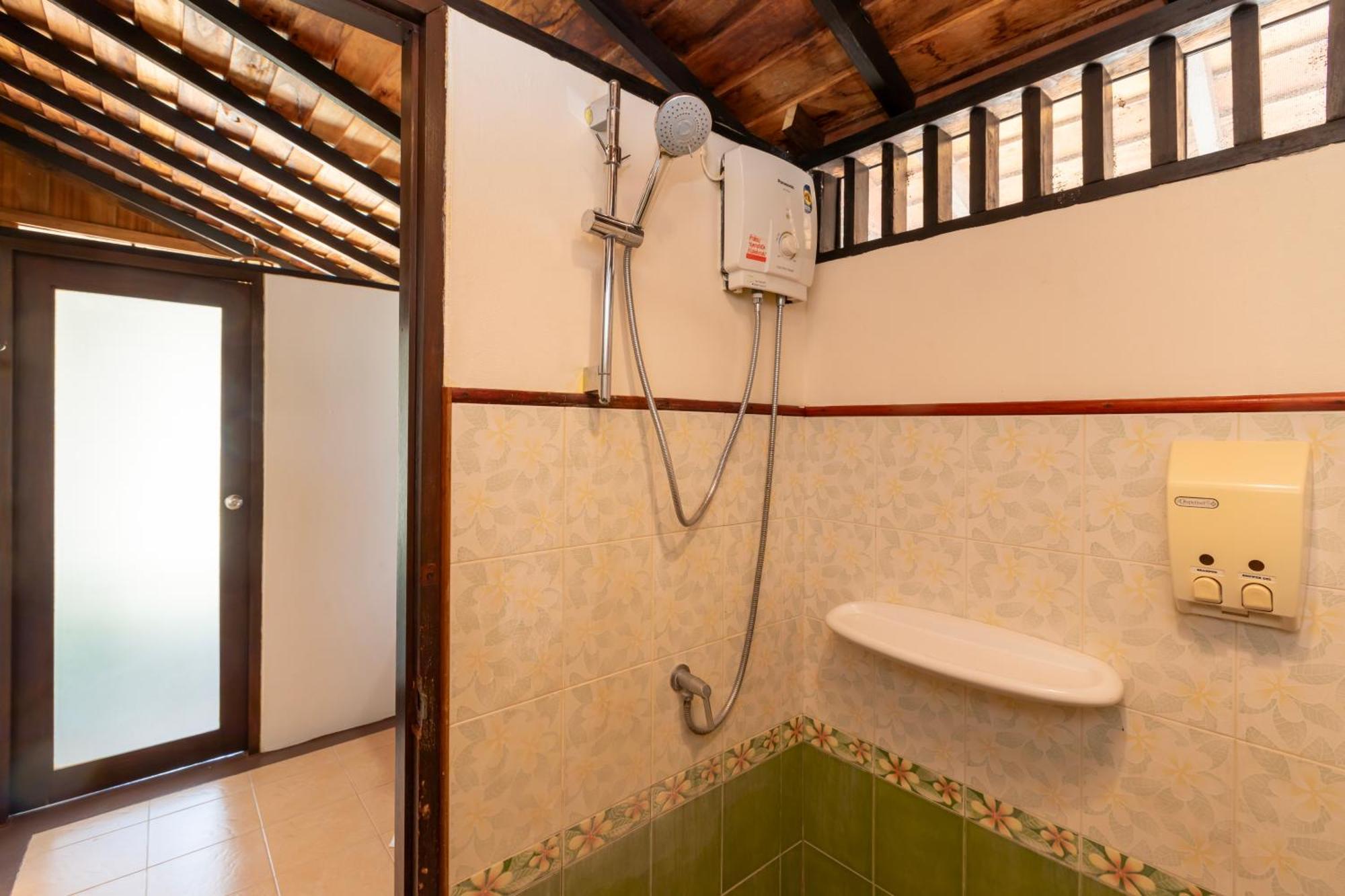 Deluxe Family Villa 2nd Row