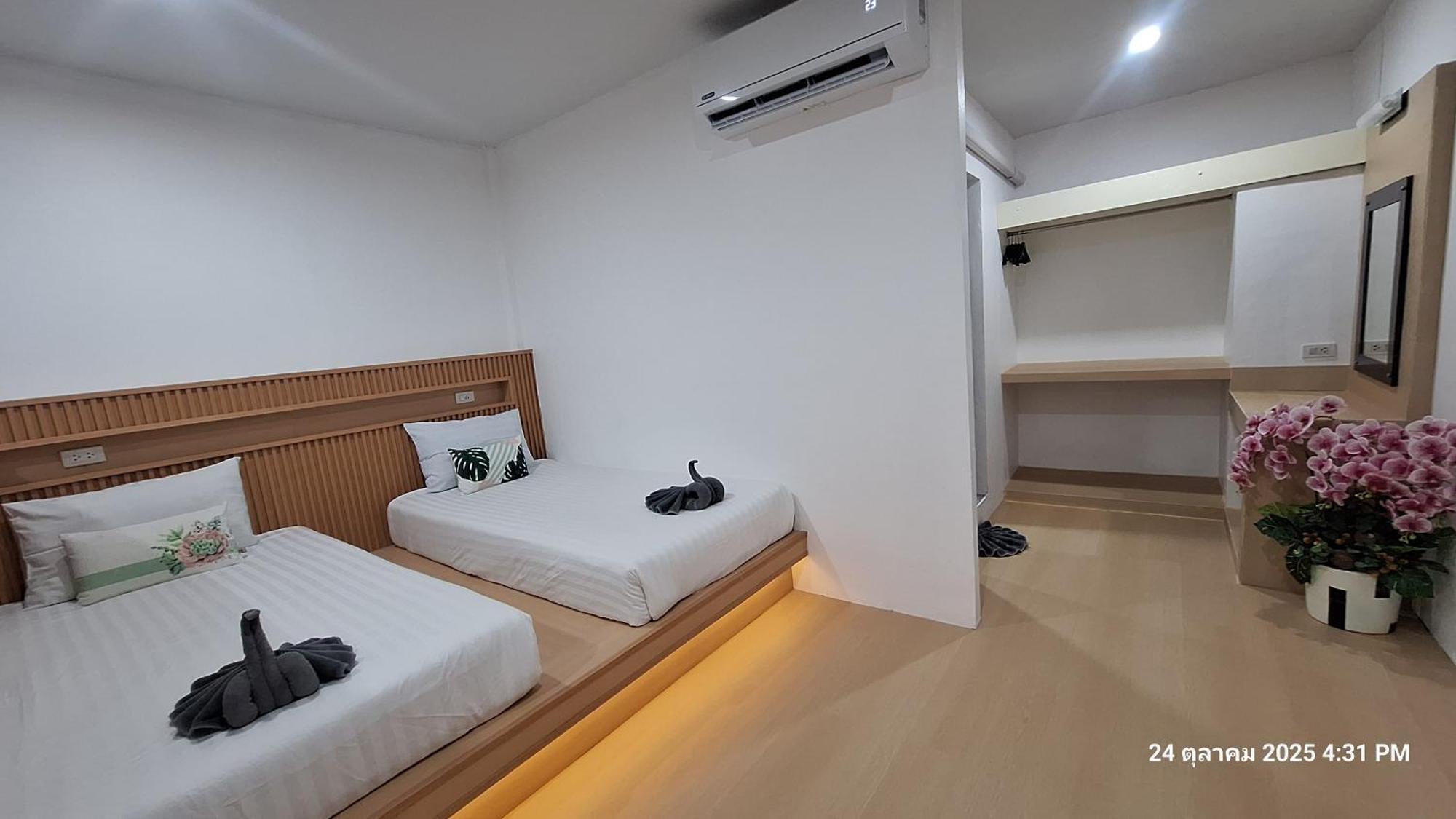 Deluxe Family Suite
