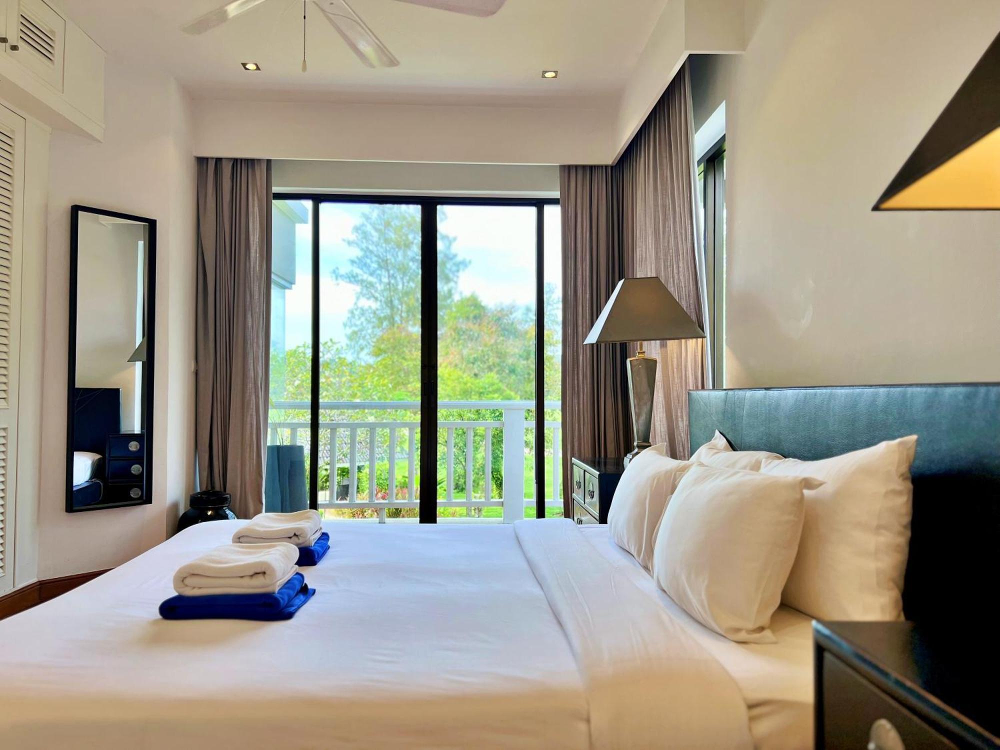 Grand Superior One-bedroom Apartment