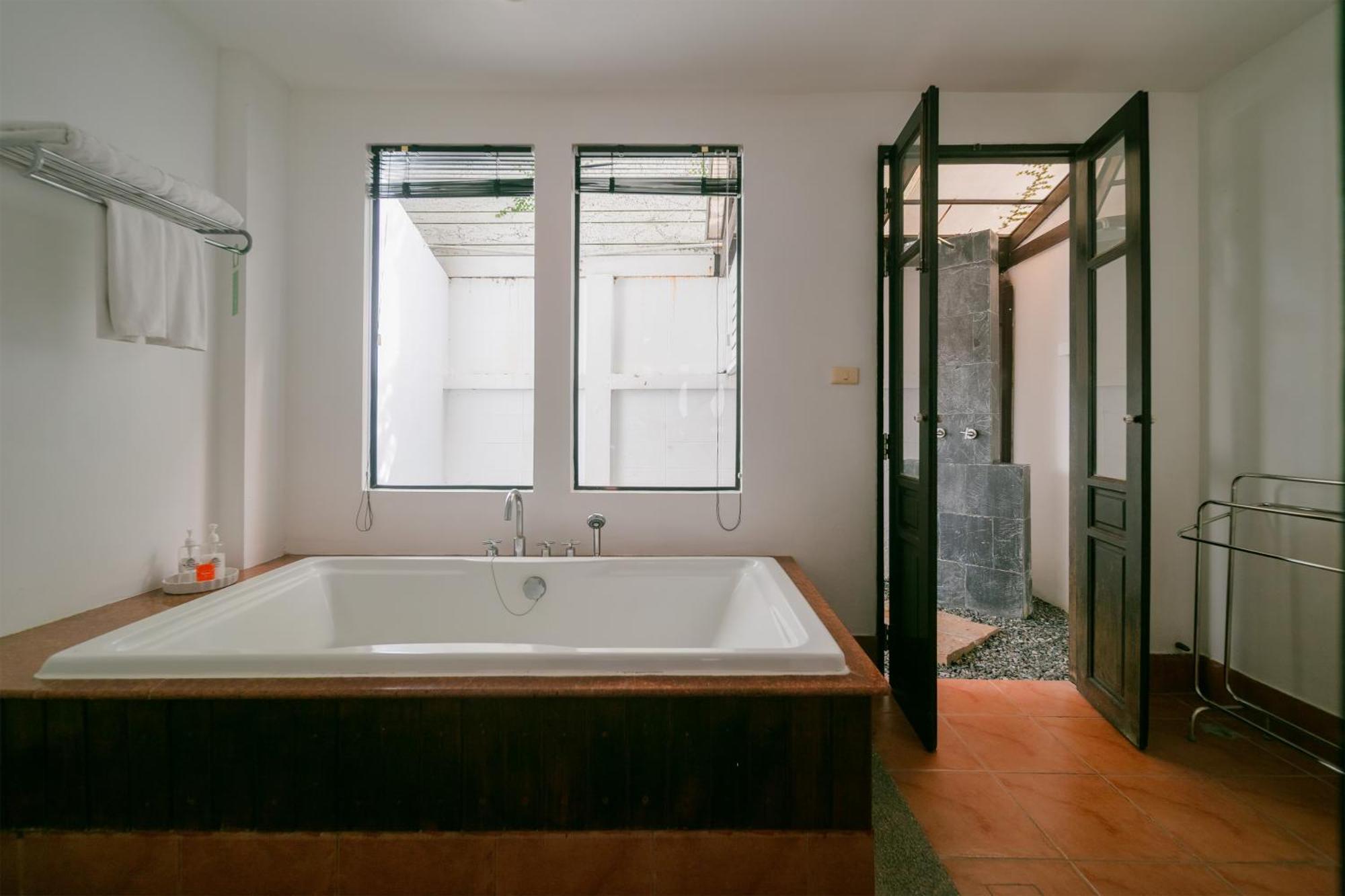 Deluxe Double Room Terrace Sino Wing