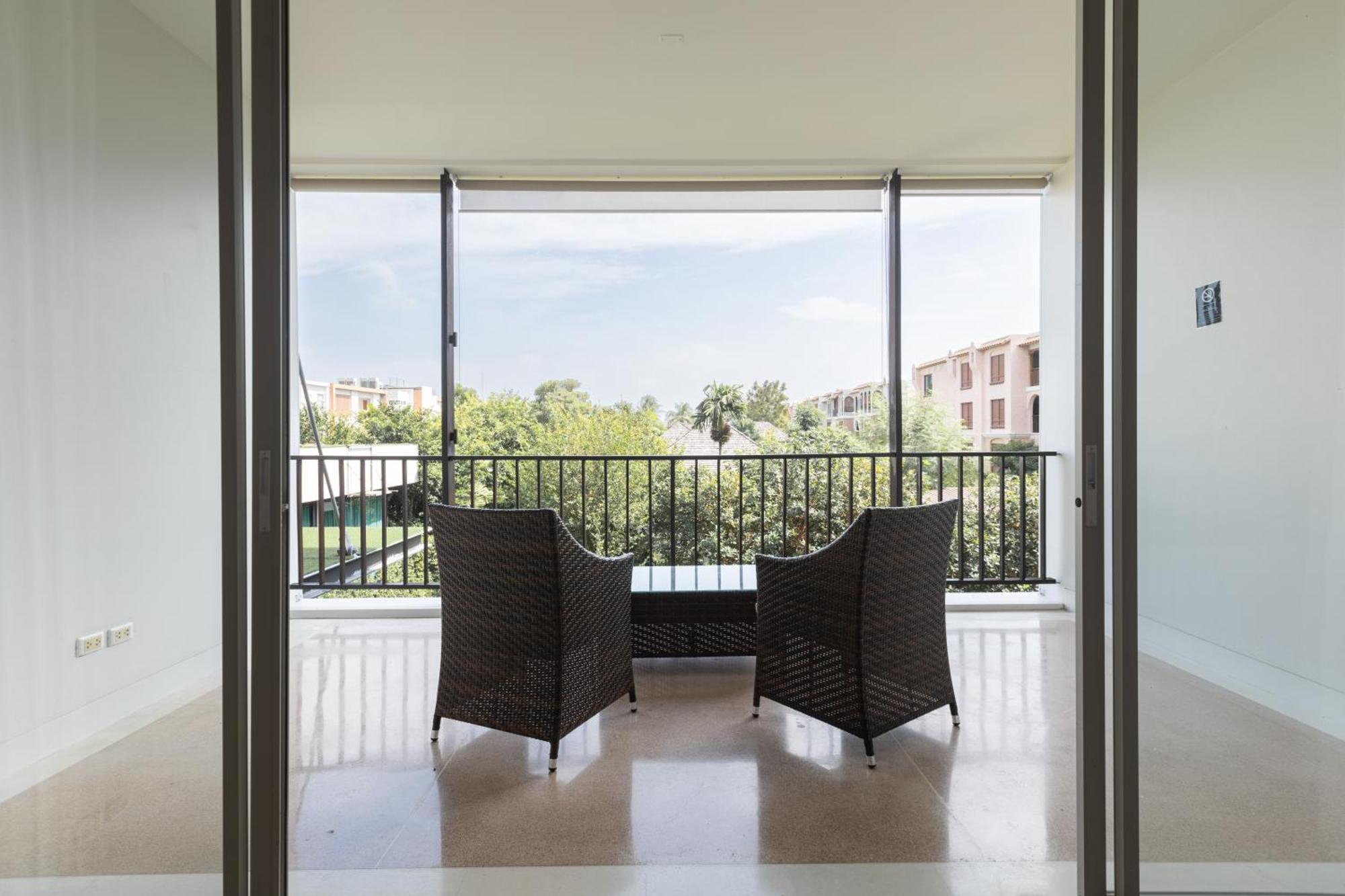 Deluxe Double or Twin Room Garden View