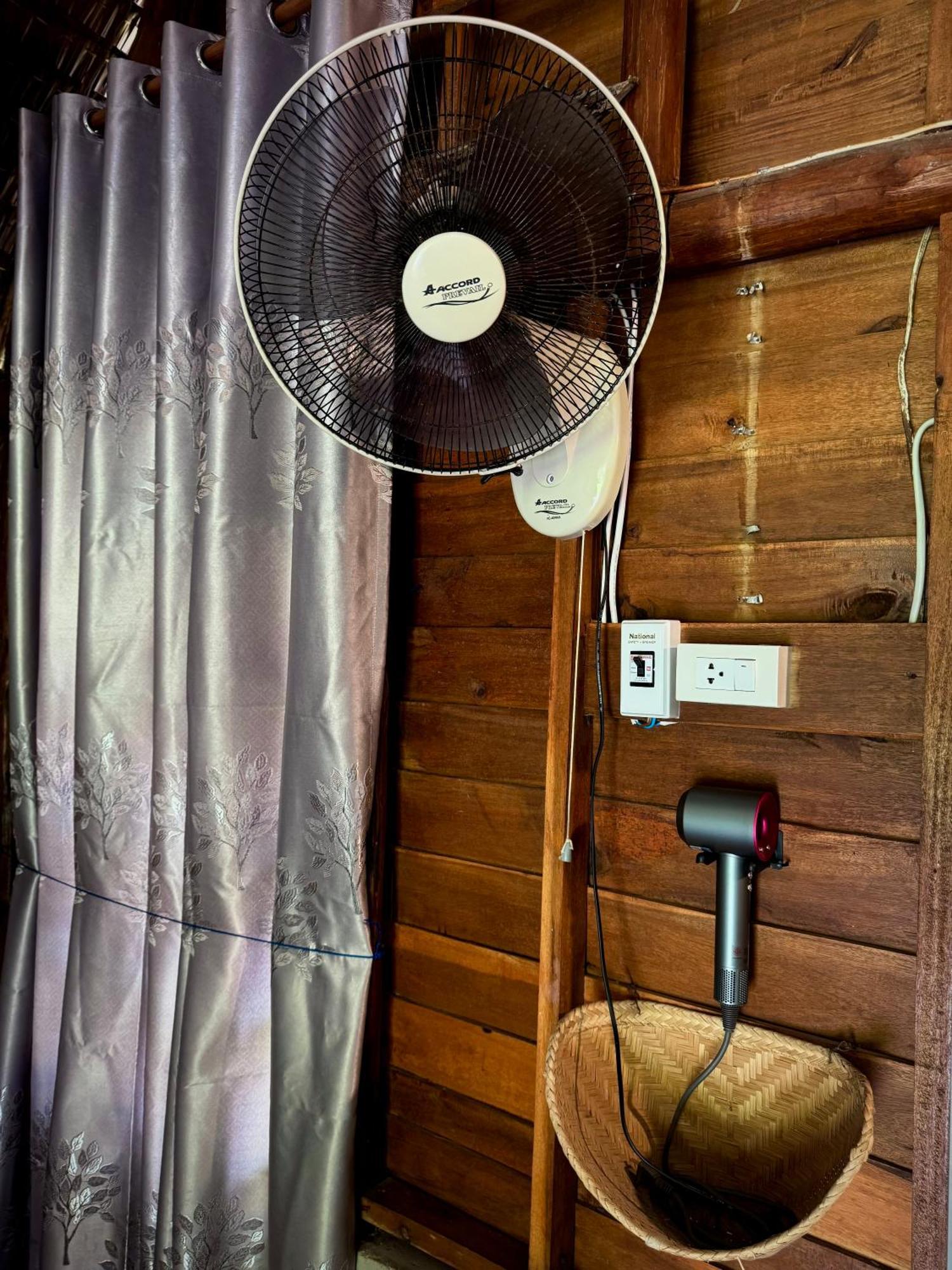 Bungalow Fan