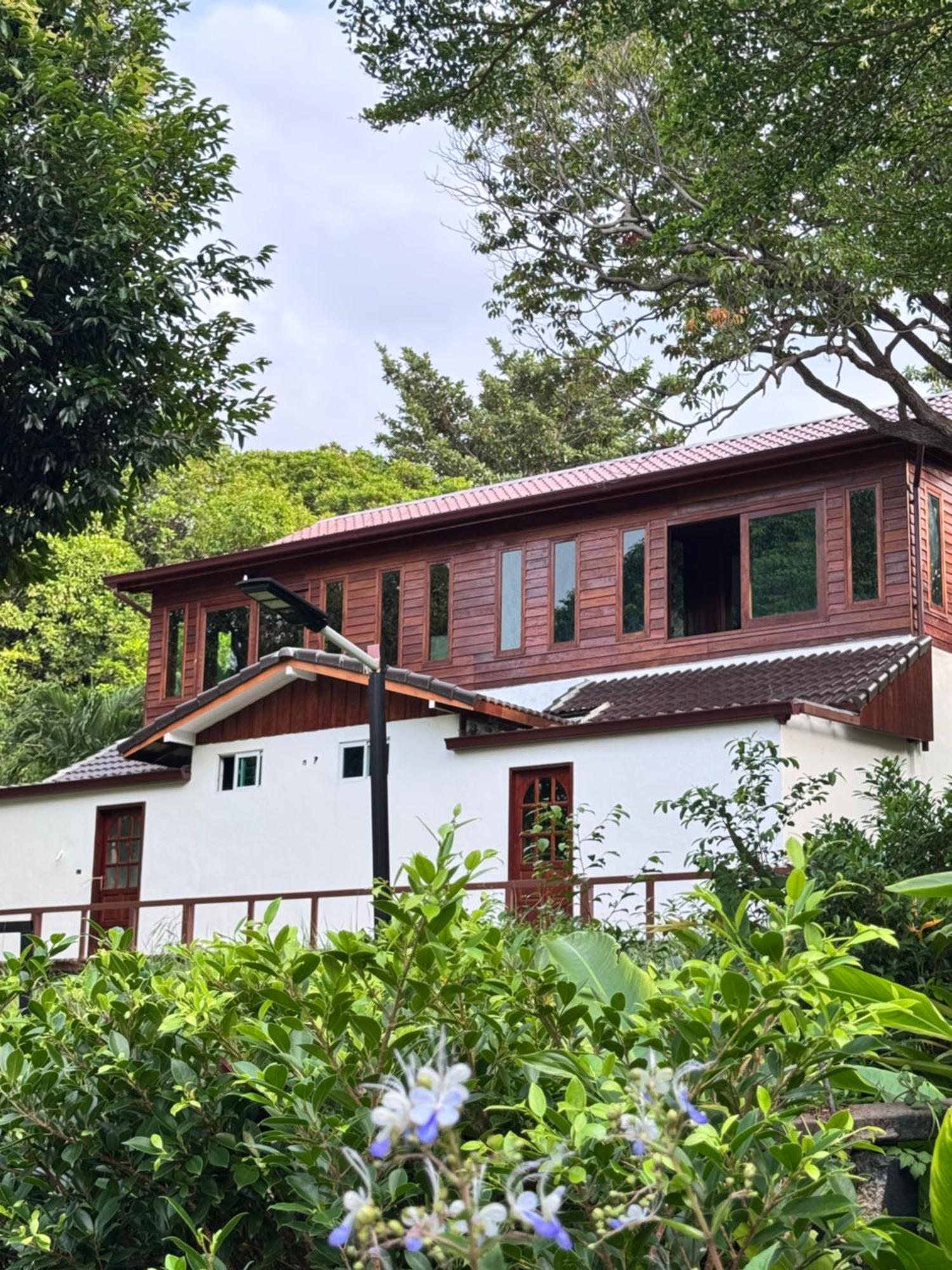 Garden Chalet