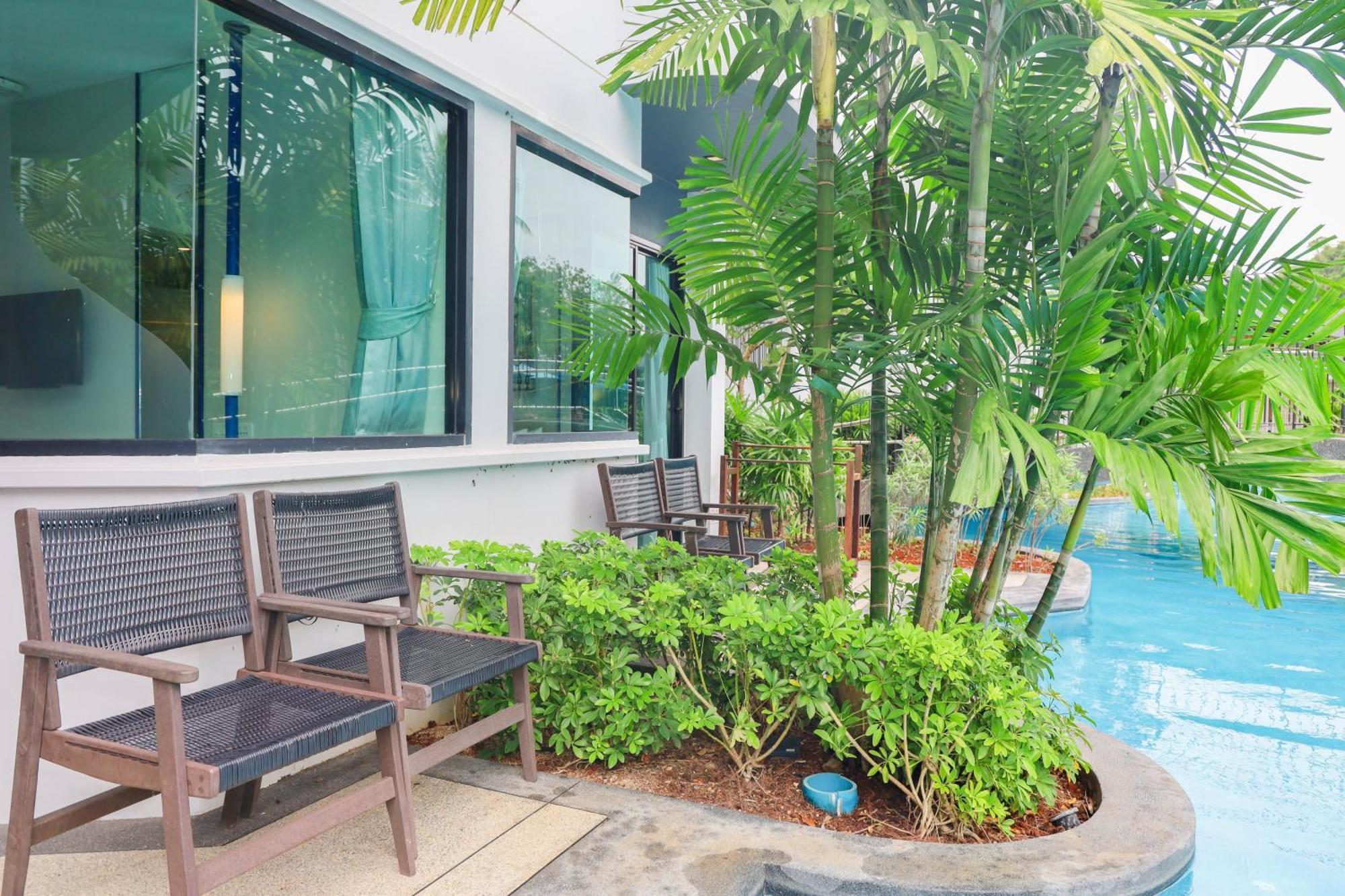 Two Bedroom Family Pool Access Suite
