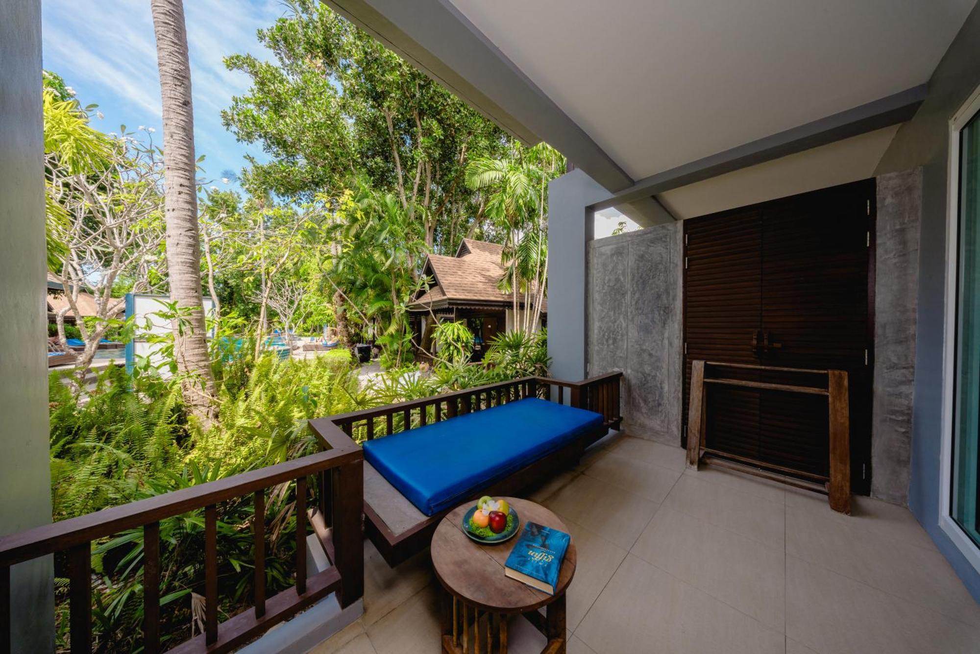 Grand Deluxe Double Room Sunset Wing