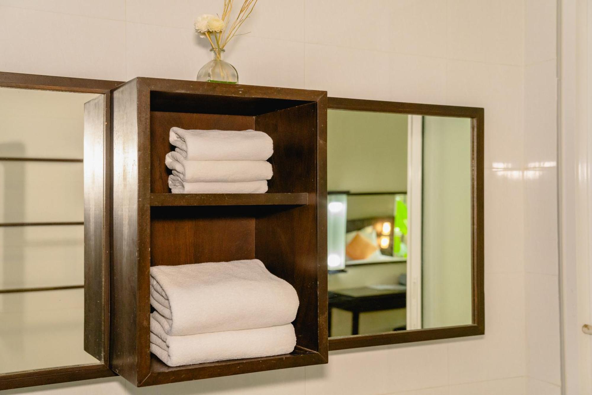 Grand Deluxe Double Room Sunset Wing