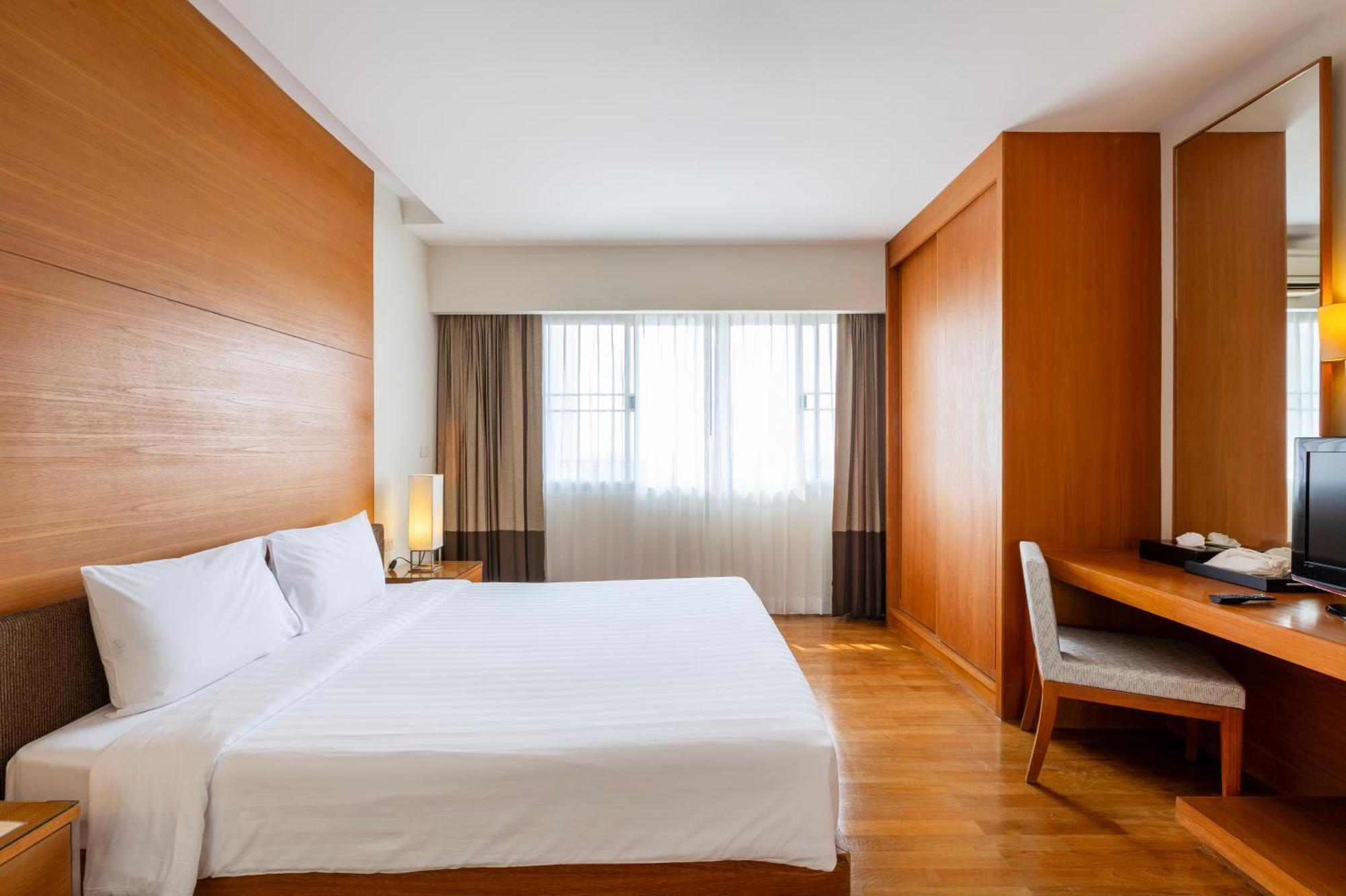 One-Bedroom Suite