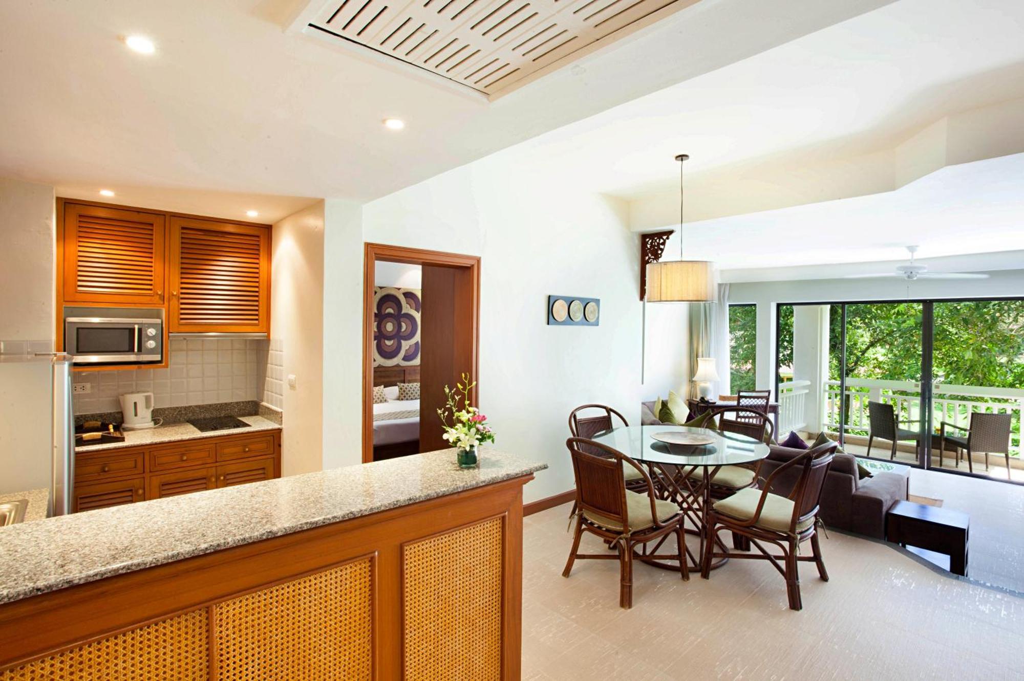 Superior One-Bedroom Apartment