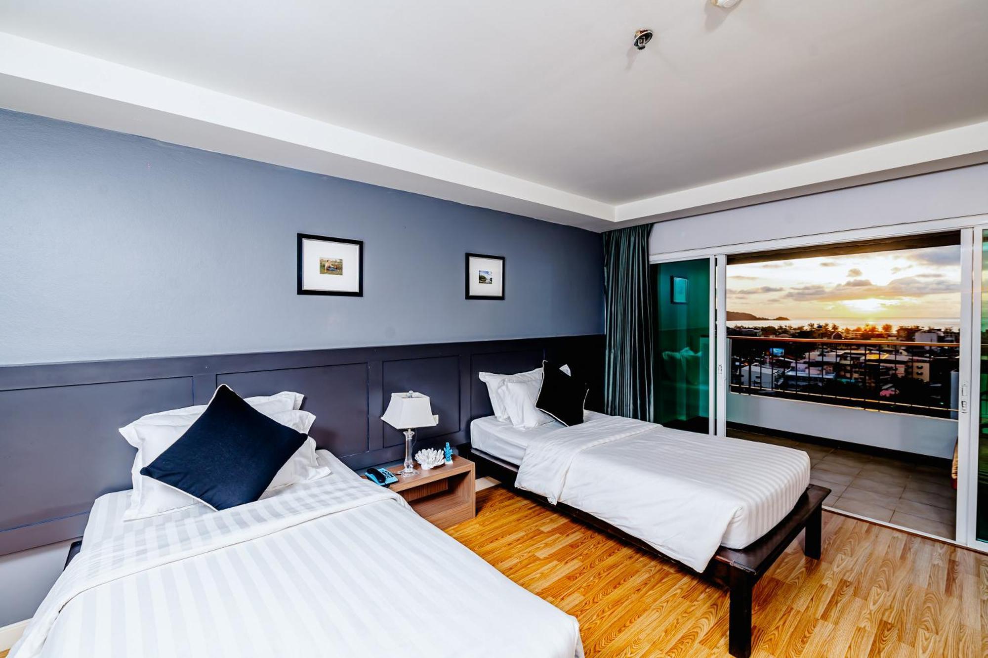 Deluxe Double or Twin Room Sea View