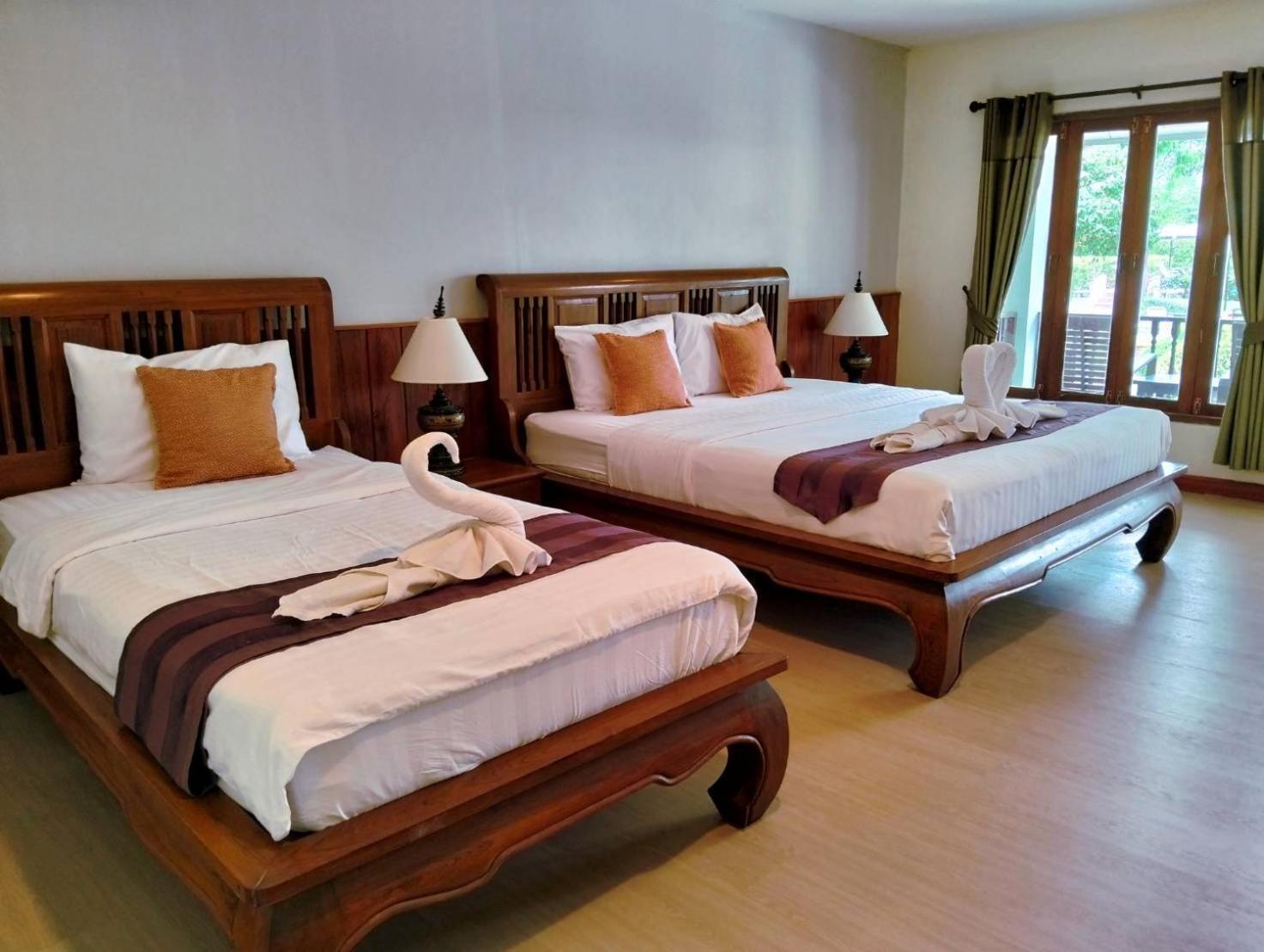 Deluxe Triple Bed Room