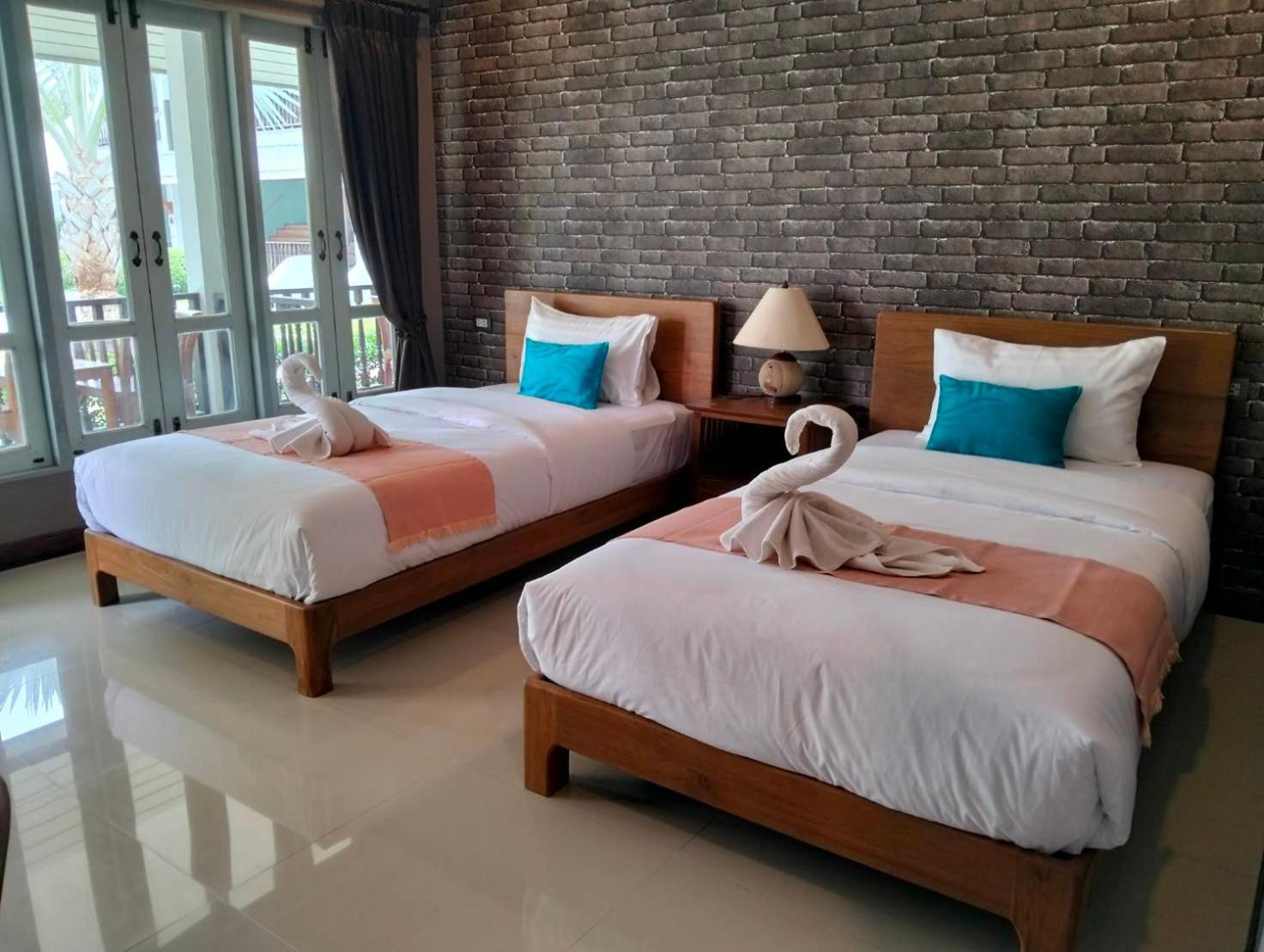 Superior Twin Bed Room