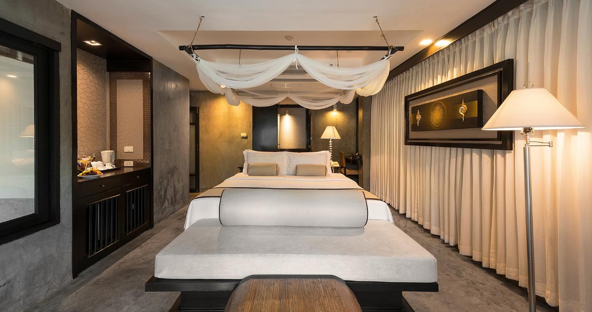 Deluxe Double or Twin Room