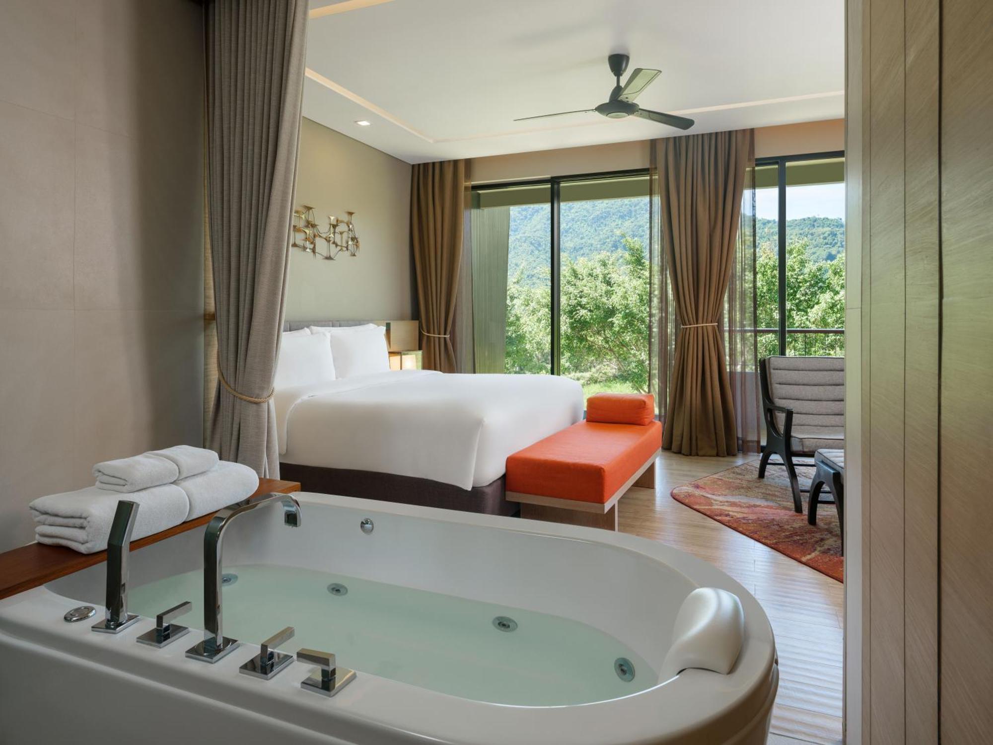 D'Corner Suite