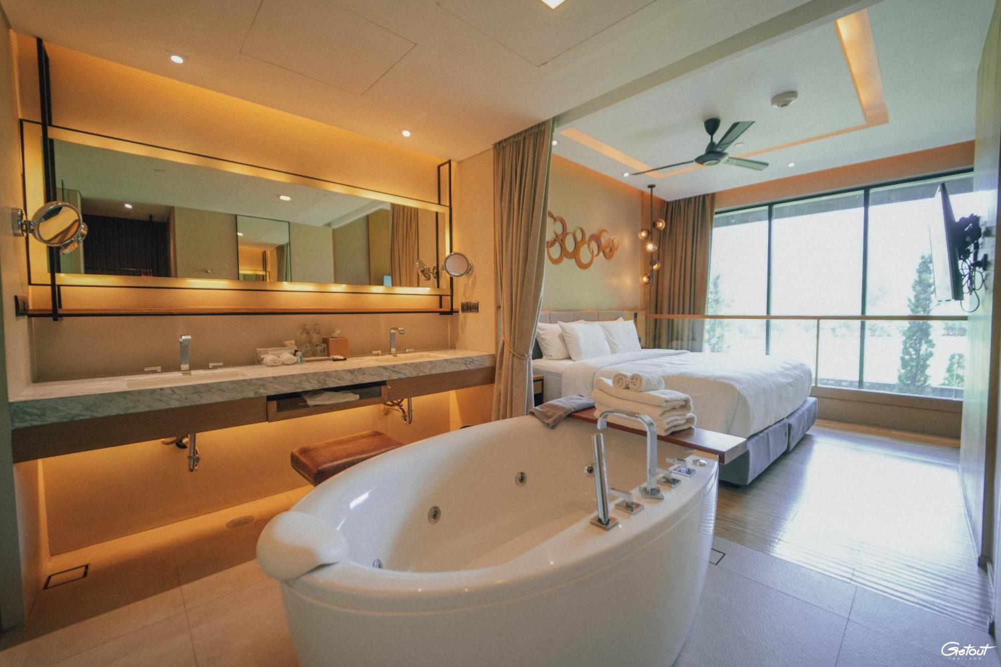 Duplex Suite Mountain View