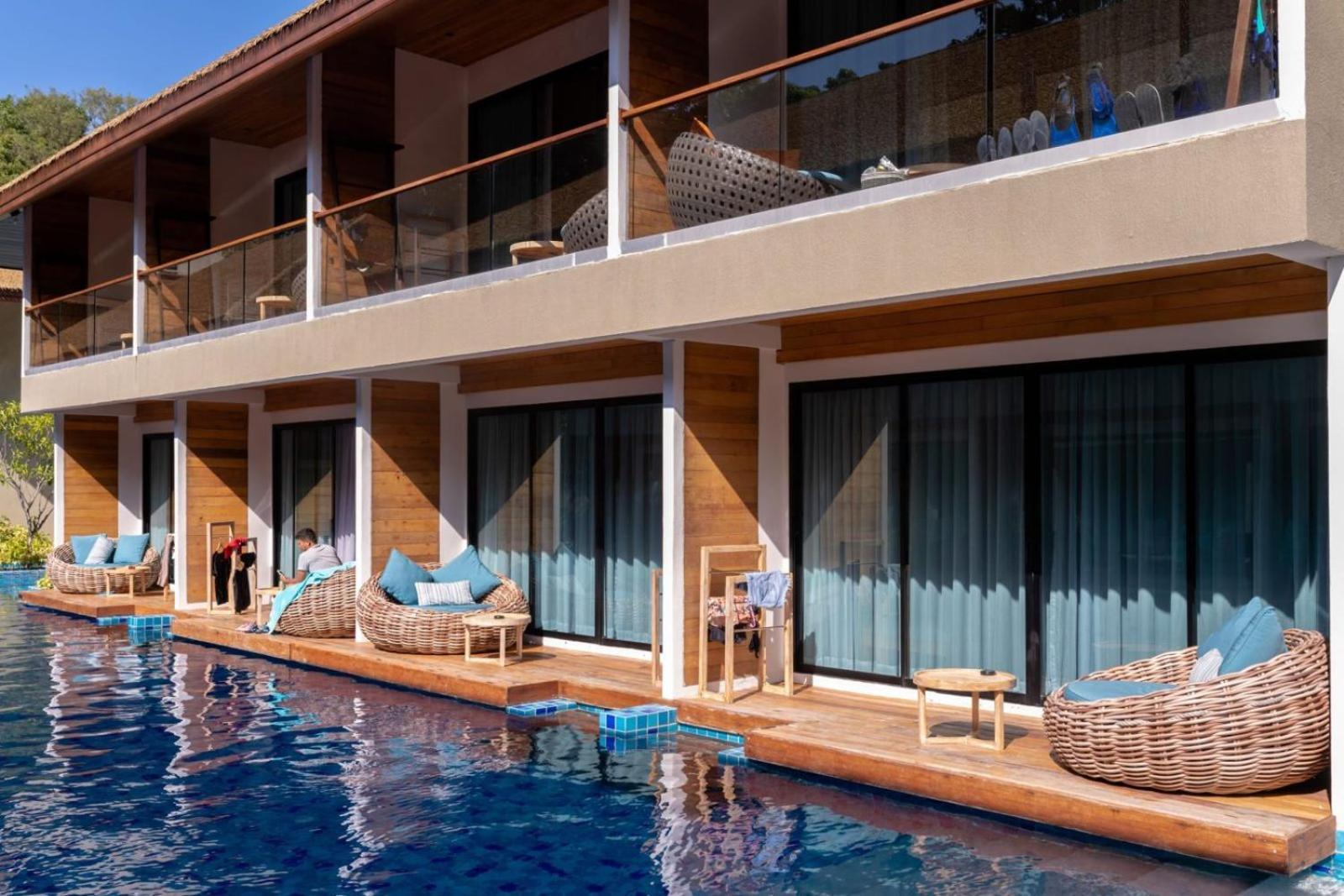 Superior Pool Access Double Room
