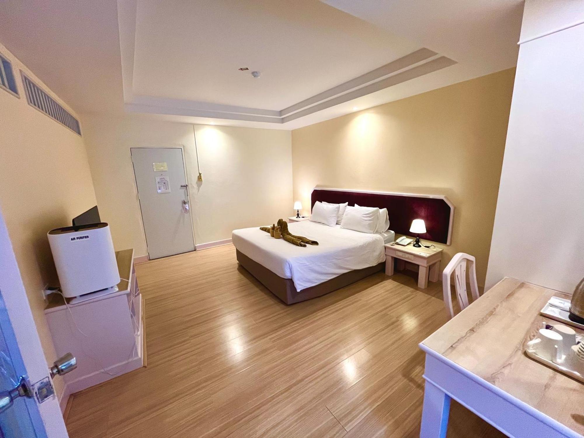 Deluxe Family Suite