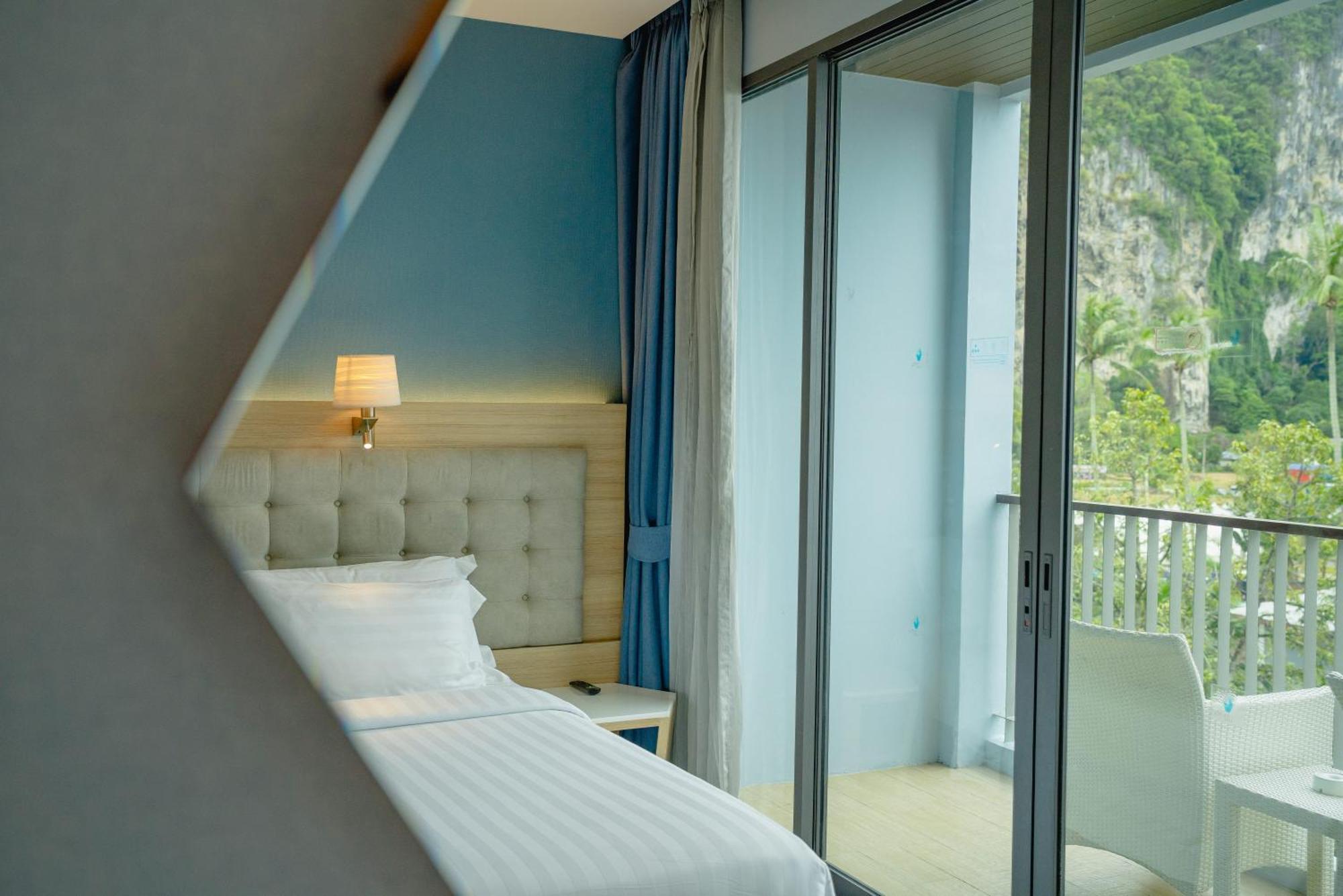 Deluxe Room Balcony