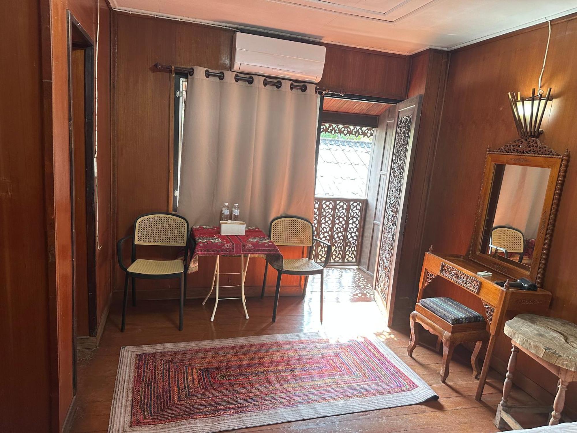 Single Room Balcony