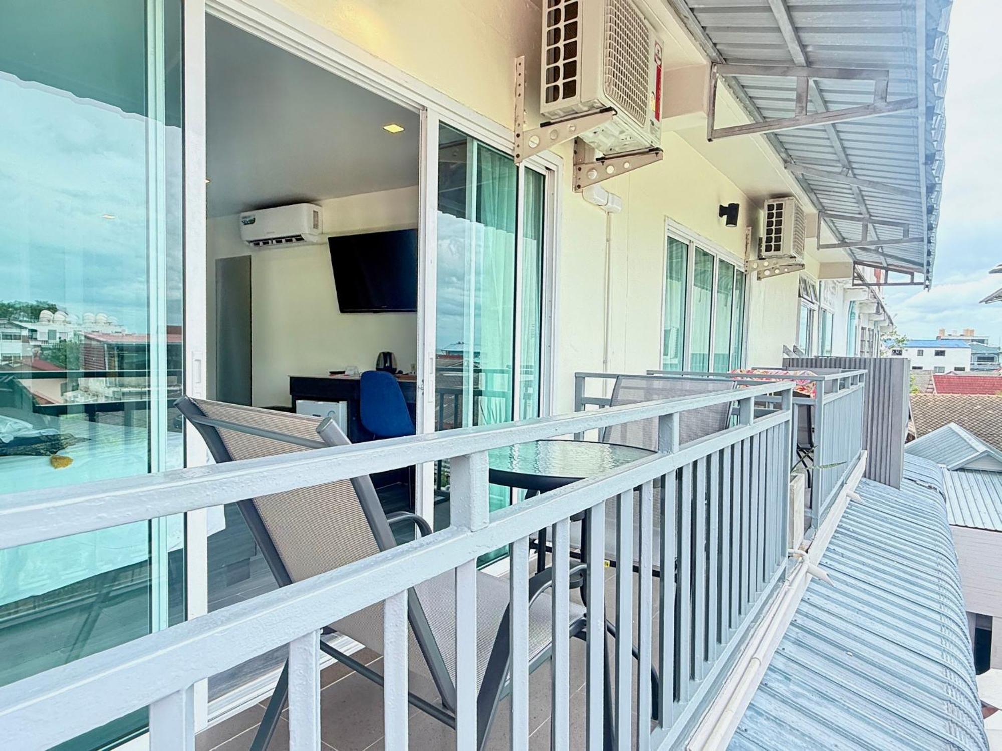 Pool Garden Balcony