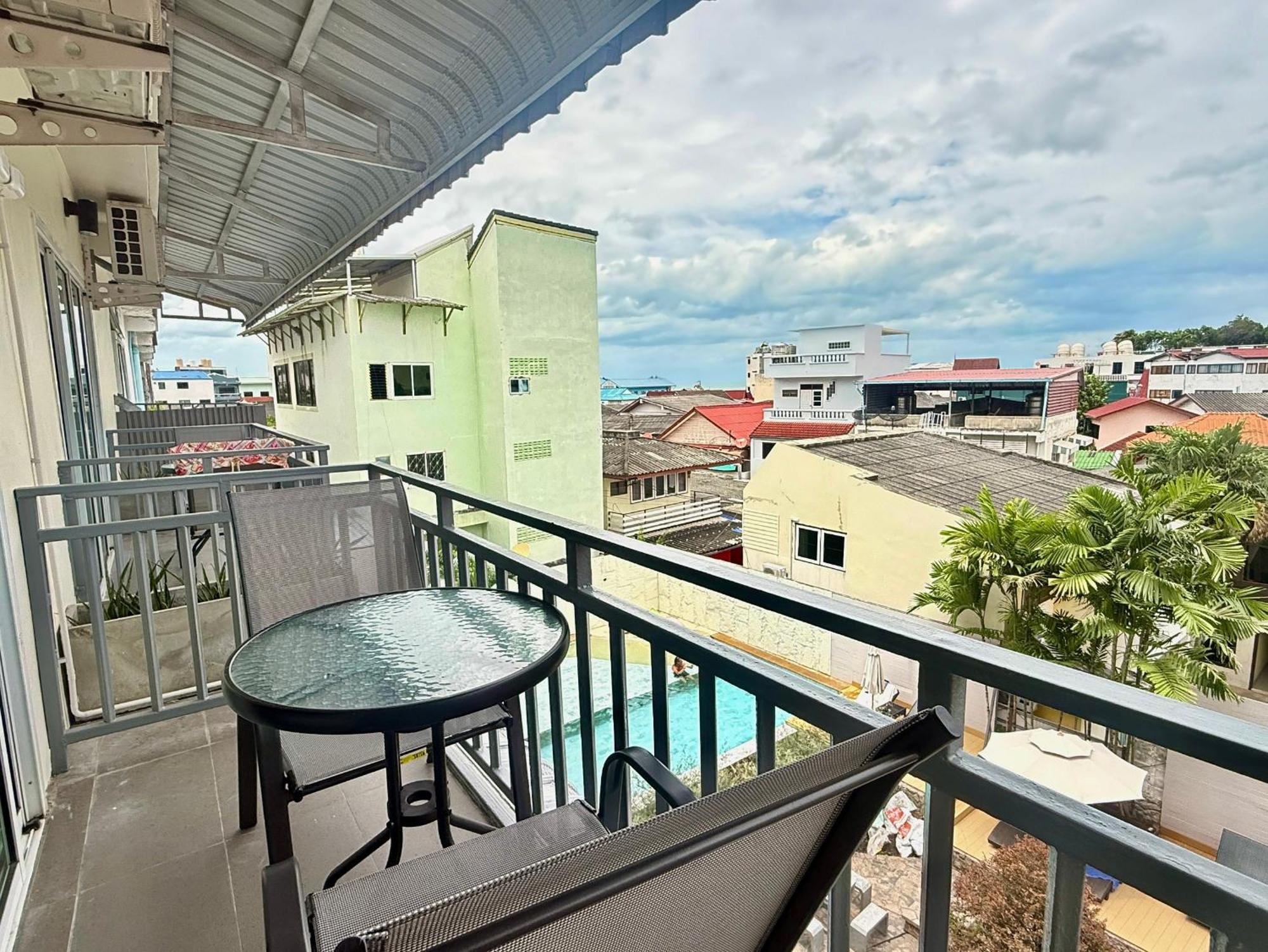 Pool Garden Balcony