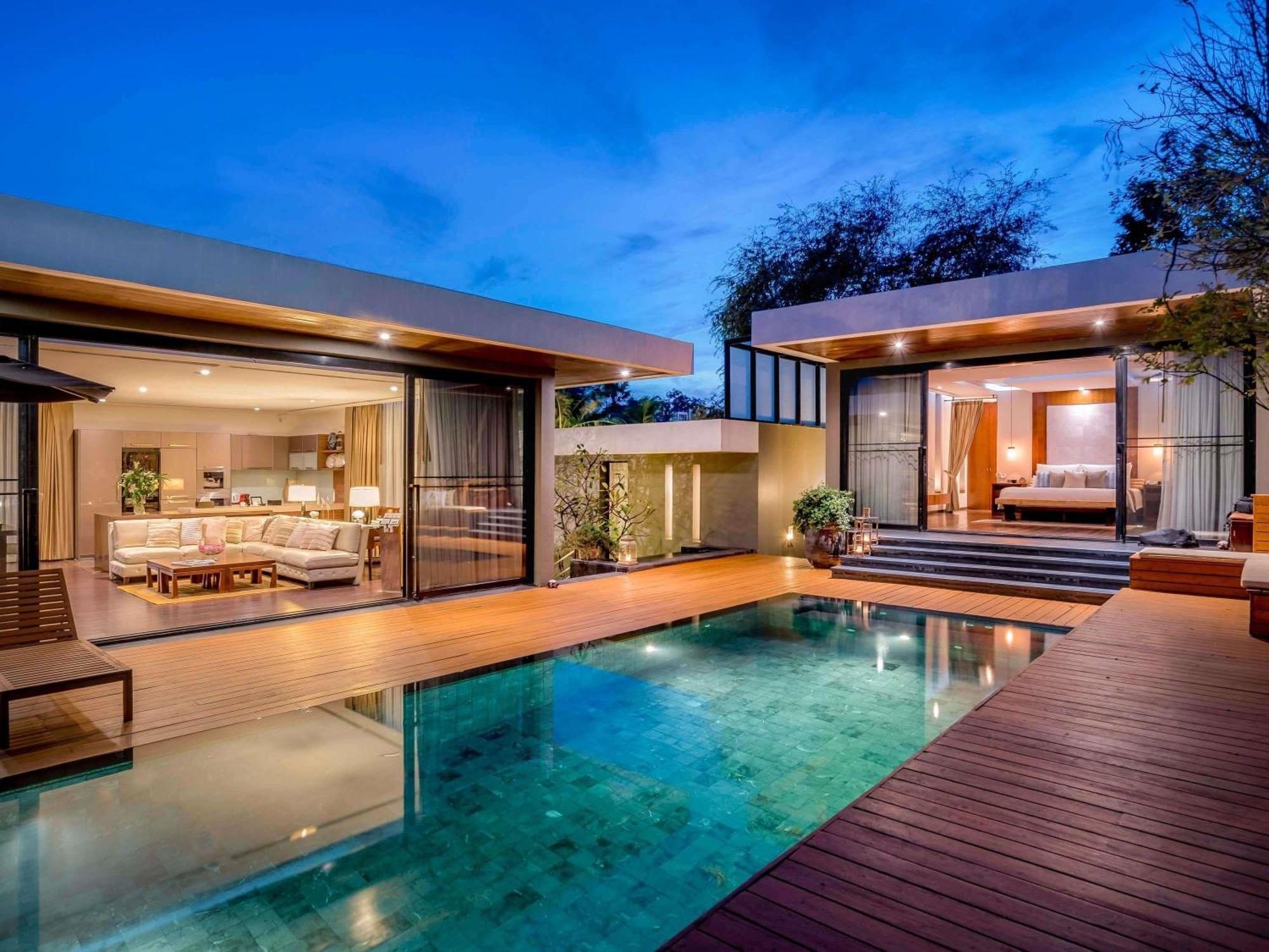 Three-Bedroom Presidential Beachfront Villa 24-hour butler service