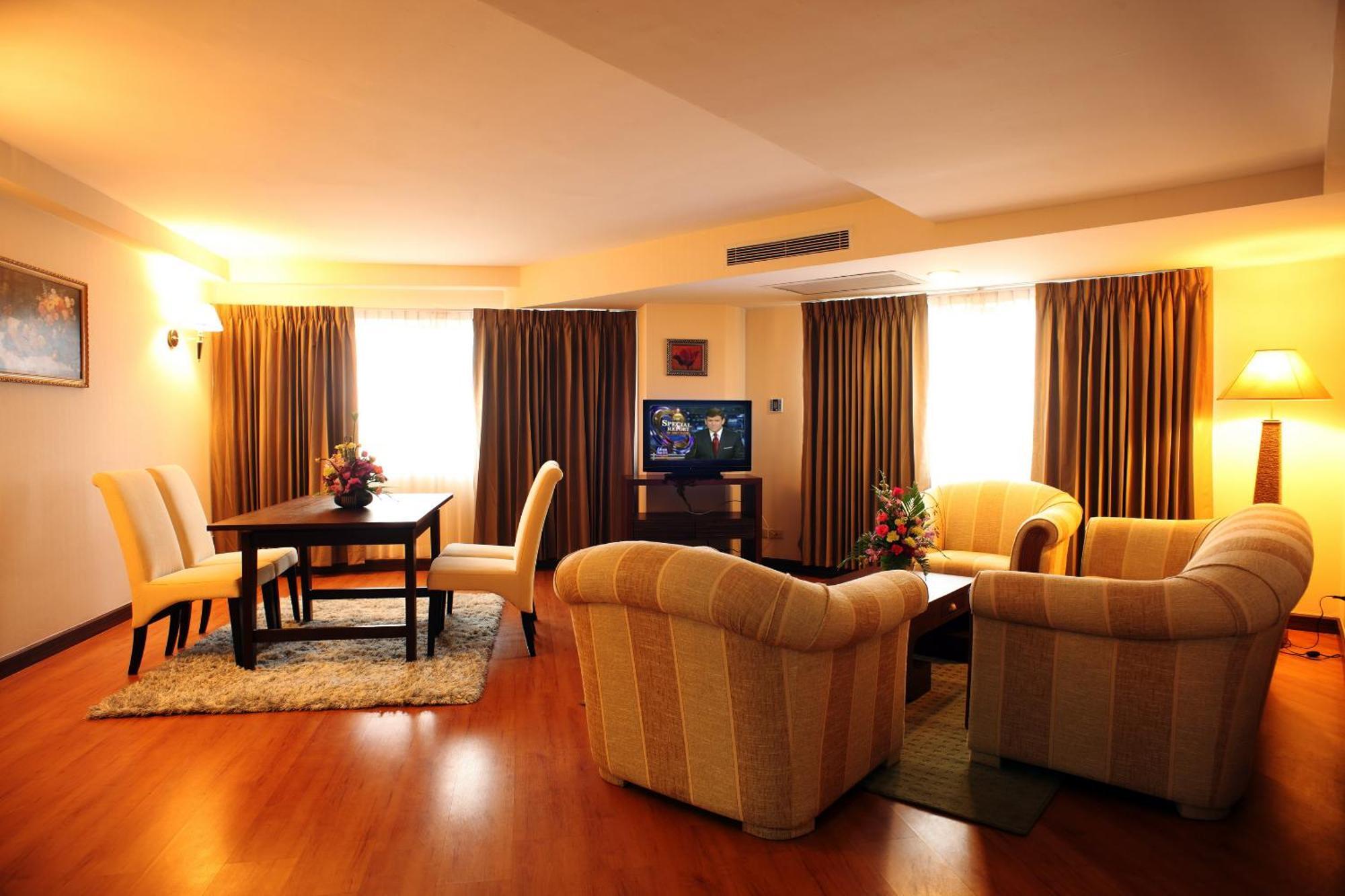 Executive Suite