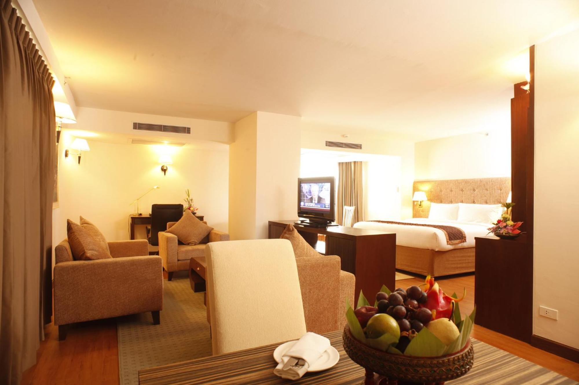 Executive Suite