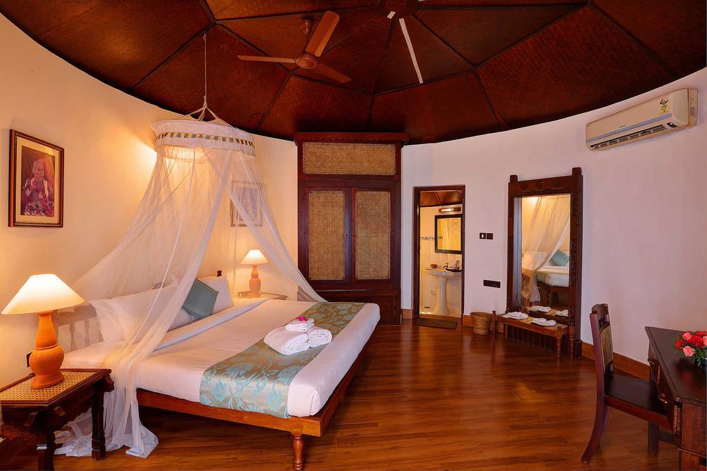 Mixed Dormitory Room